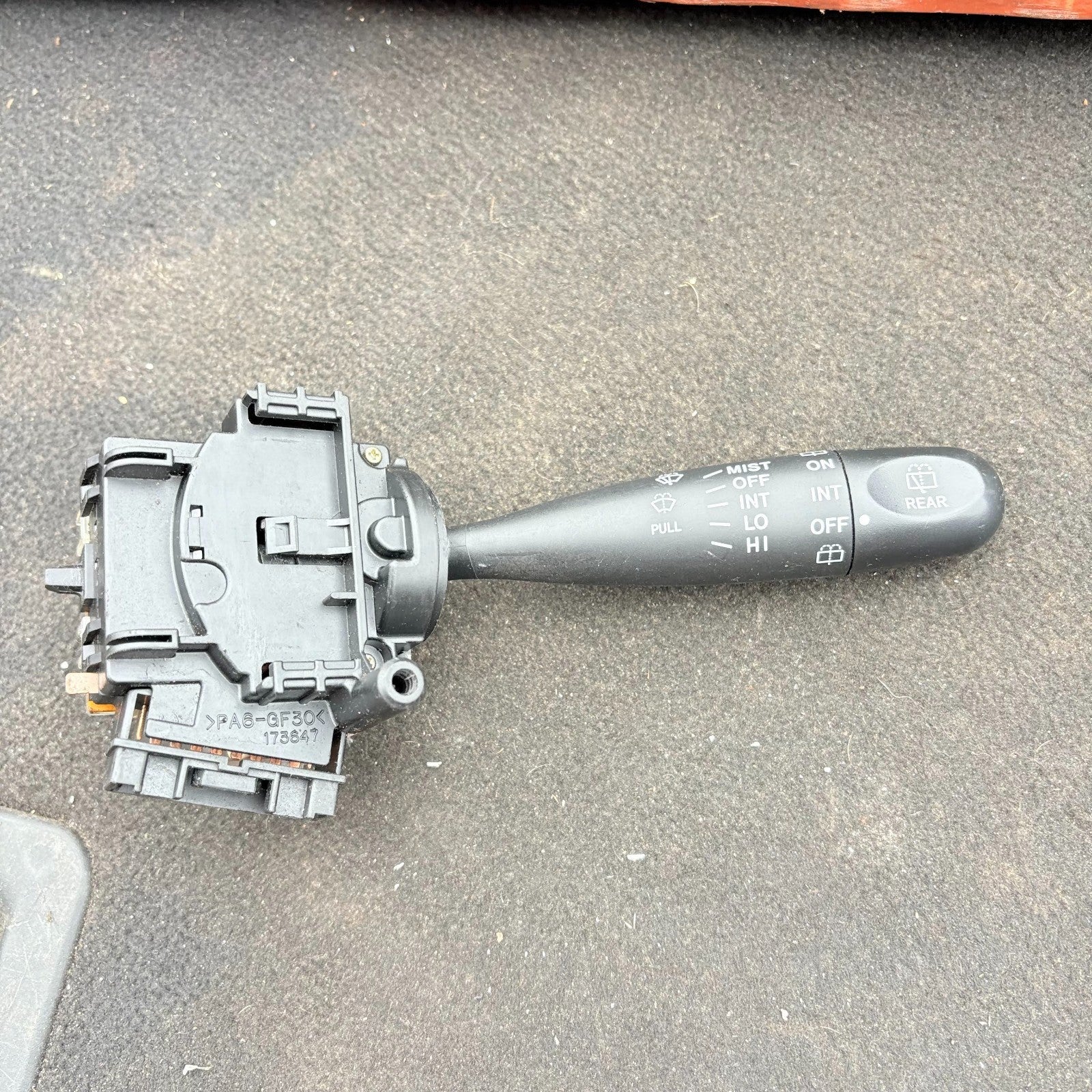 For 2001-2005 Toyota RAV4 Turn Signal Switch