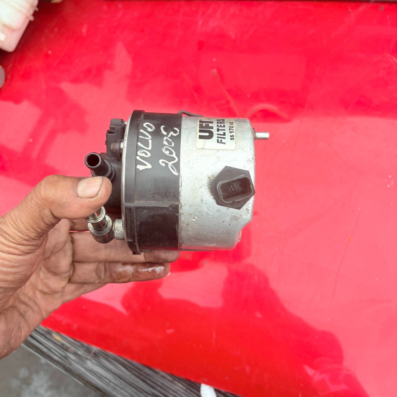 VOLVO 2008 FUEL FILTER WITH SENSOR 9659010880