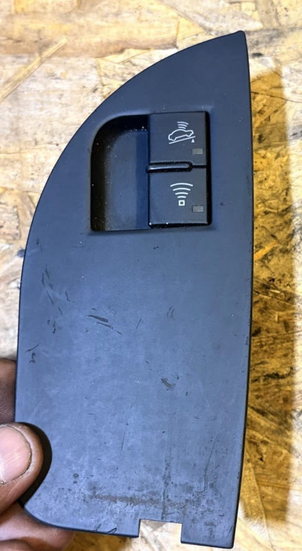 AUDI A4 ALARM TILT SWITCH 8E2959528A A138