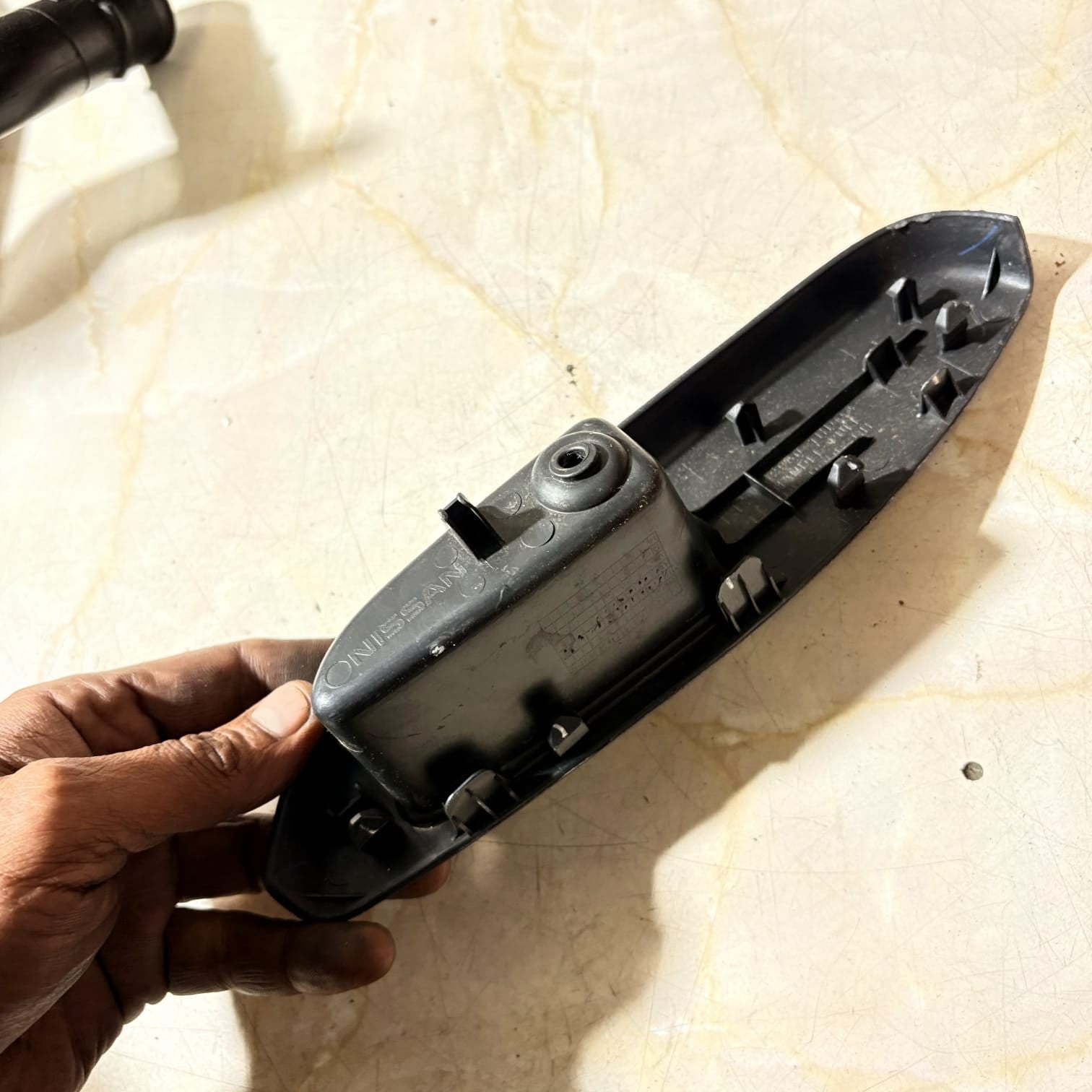 17640 C6B NISSAN MICRA K13 REAR Right INNER DOOR PULL HANDLE 829501