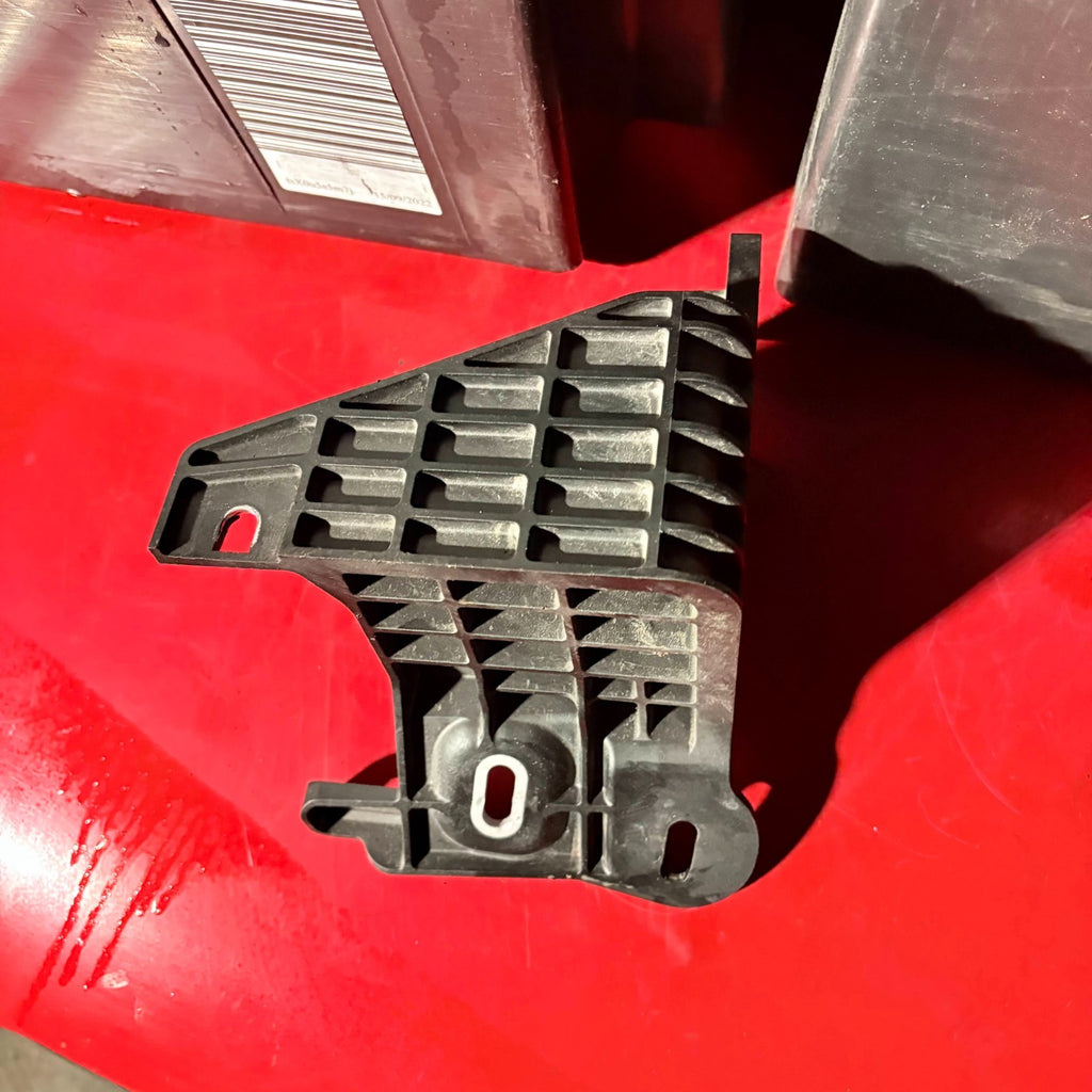 Vauxhall Corsa E 1.4 Petrol 2015-2019 ABS Pump Bracket 13358211