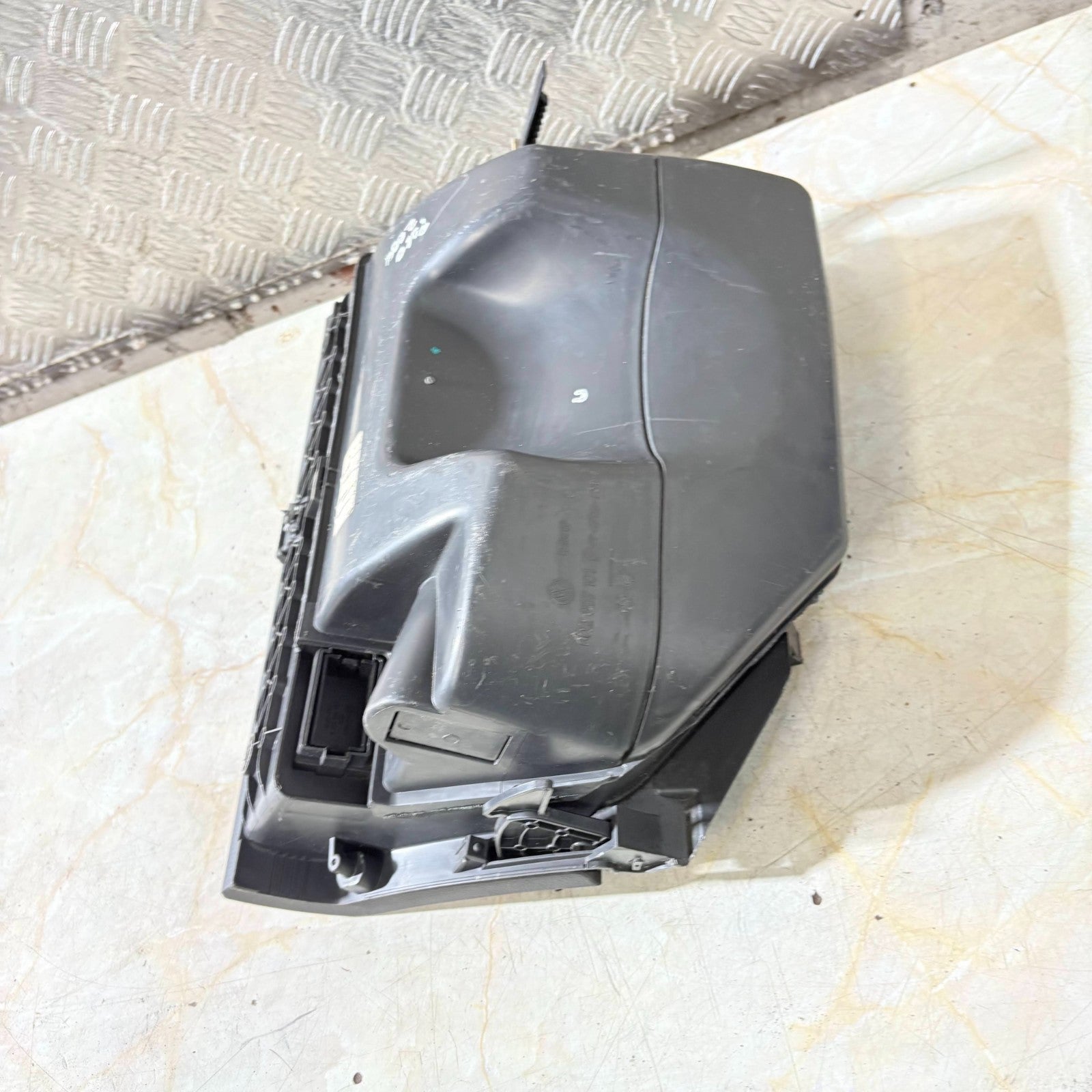 VOLKSWAGEN POLO 2009 GLOVEBOX 602857101