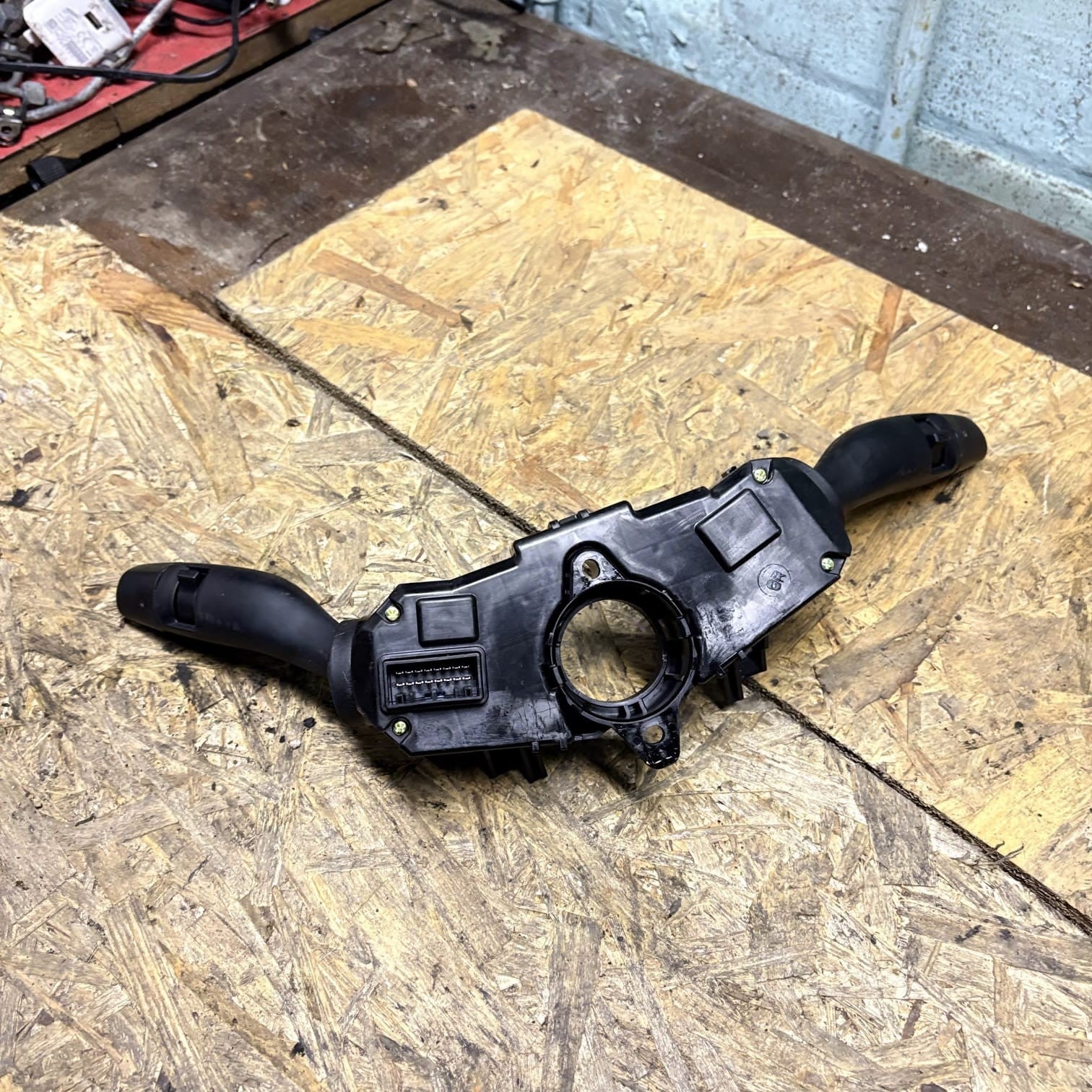 Kia Sportage QL Mk4 2018-2022 Indicator Wiper Stalk Switch 93404-D9962