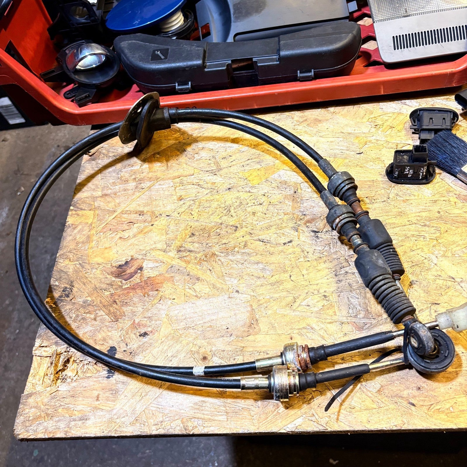 Hyundai Coupe Tiburon GK 2002 Manual Gear Selector Shift Cable Set Pair