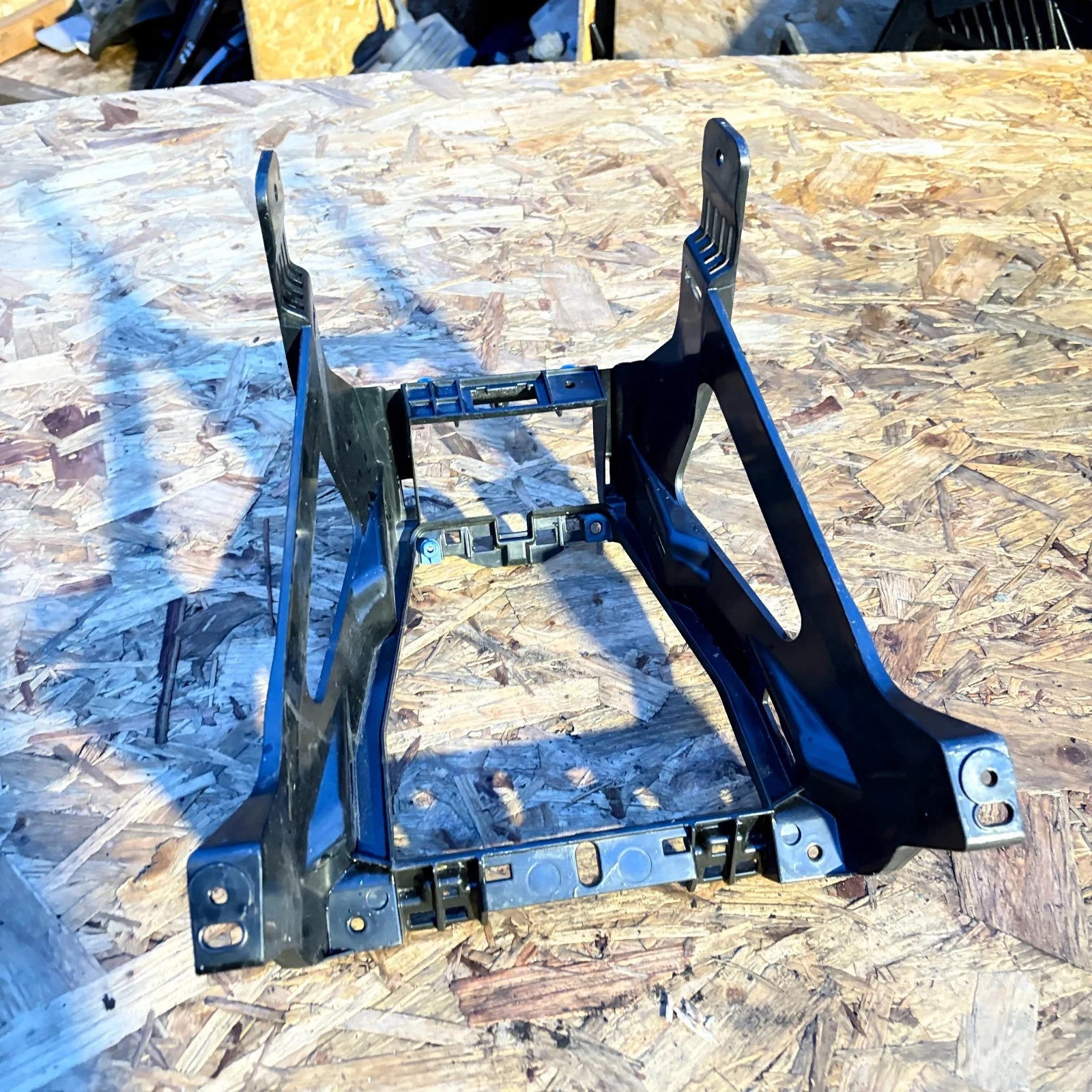VAUXHALL ZAFIRA B 20052014 1.6 PETROL INTERIOR PANEL BRACKET 36324987