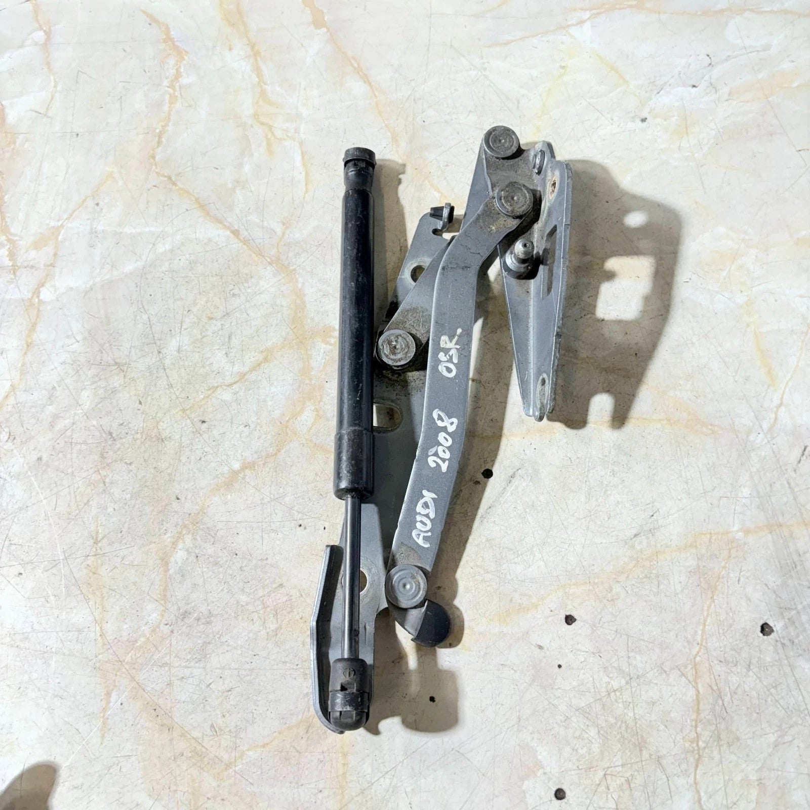 Audi A4/S4 B6/B7 2002-2008 RS4 2007-2008 Boot Lid Hinge OSR Gas Strut 8E5827302G
