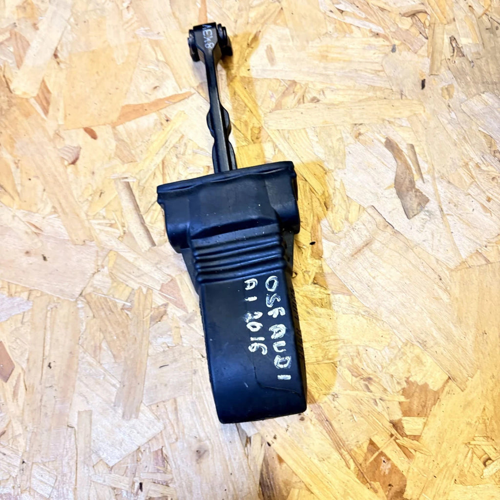 Audi Q5 8R Door Brake Stopper Check Strap Driver Front 8R0839249 2016