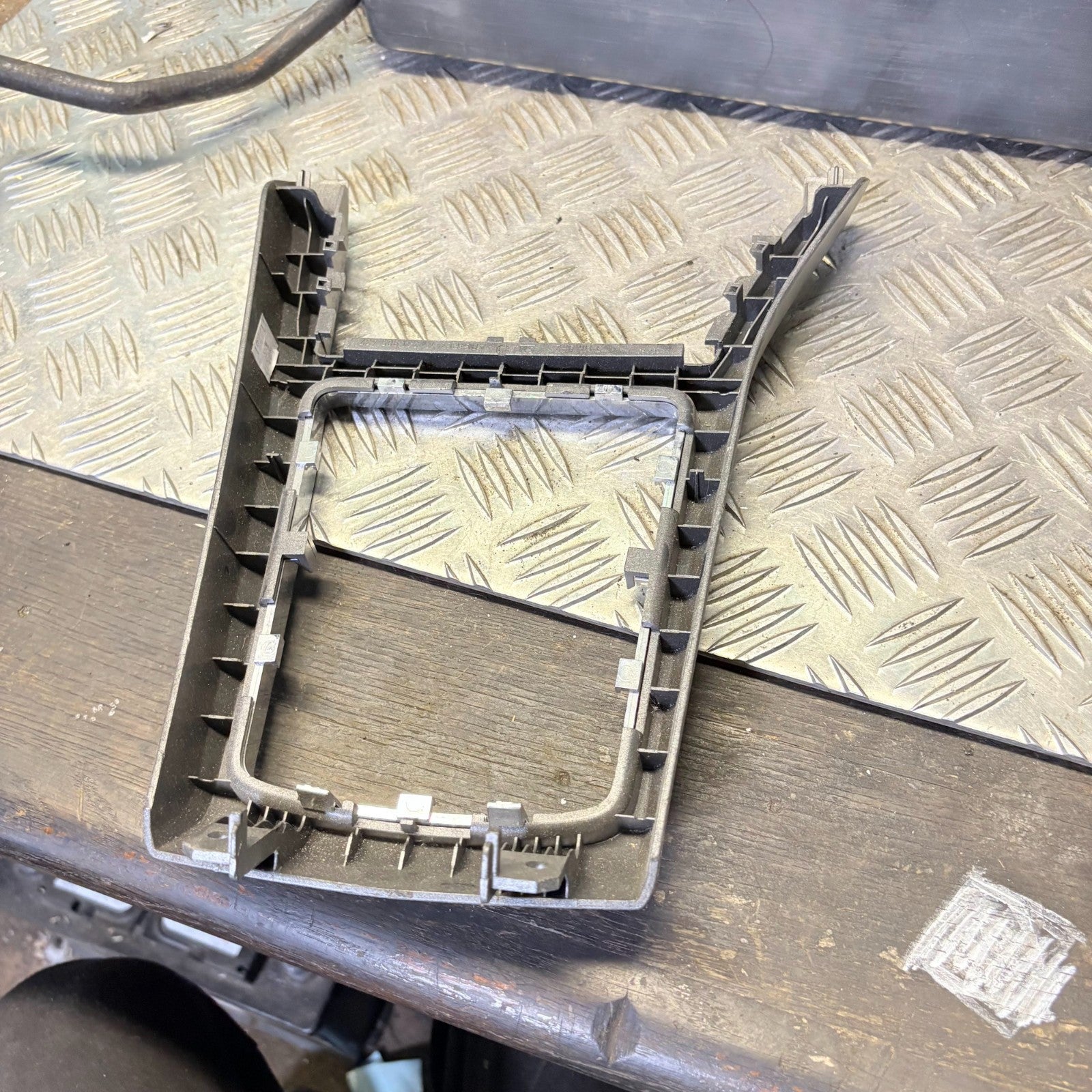 Vauxhall Astra H Mk5 2004-2010 RHD Console Surround Trim Silver 13116935