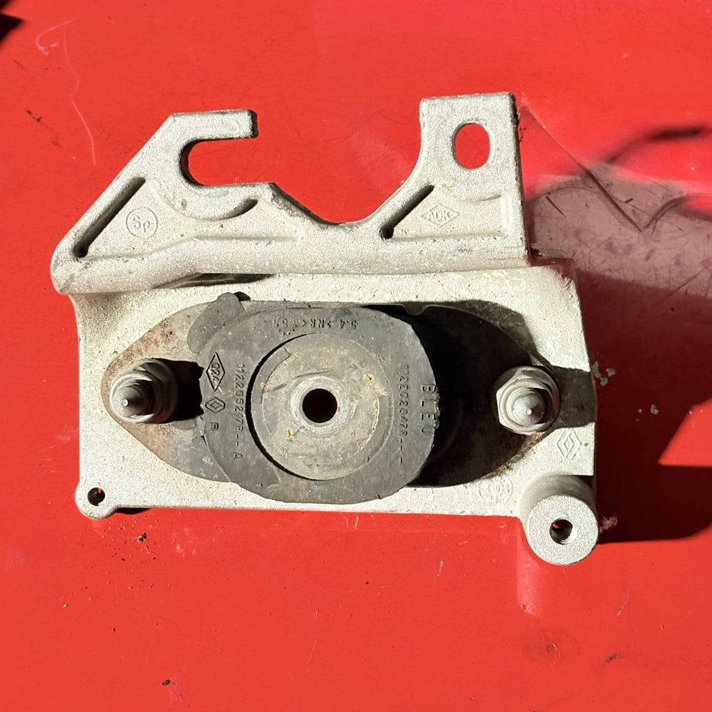 RENAULT CLIO MK4 ENGINE MOUNT 112228880R 0.9 TCE H4B 400 2018