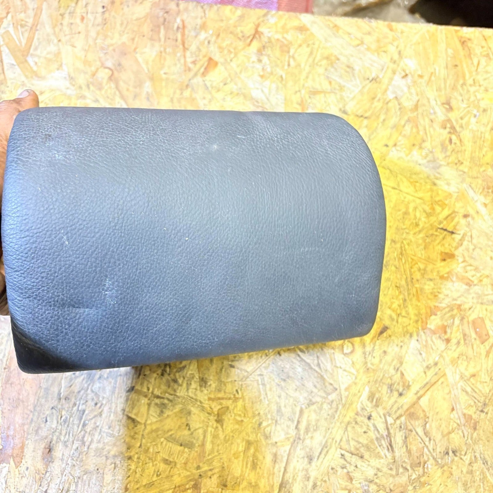 BMW X5 E53 Rear Centre Seat Headrest Leatherette Middle Rear 2000-2006