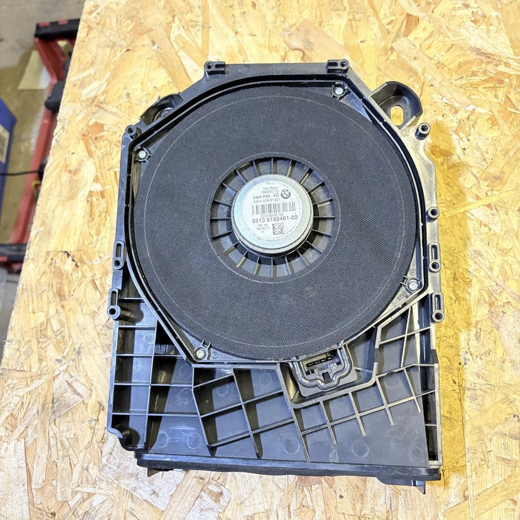 BMW 1 SERIES SPEAKER SUBWOOFER BOSS 43040741975