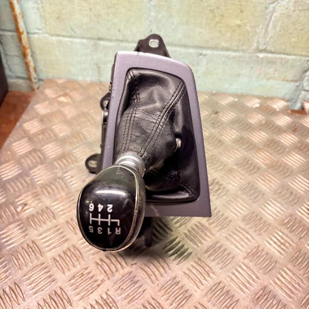 FORD FOCUS GEAR SELECTOR 6 SPEED MANUAL BV6R7C453DKC 2013 Mk3