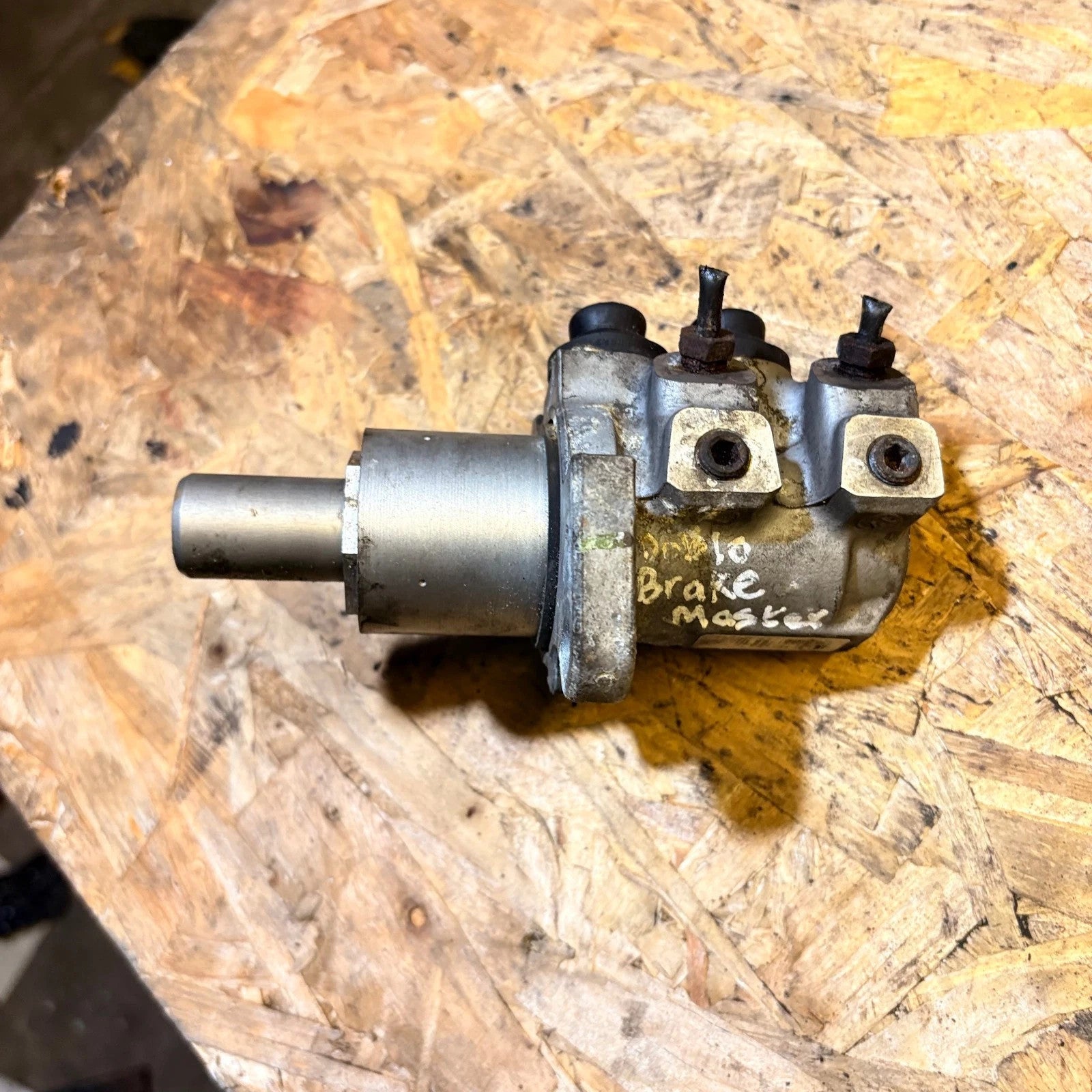 FIAT DOBLO 2000-2010 Brake Master Cylinder