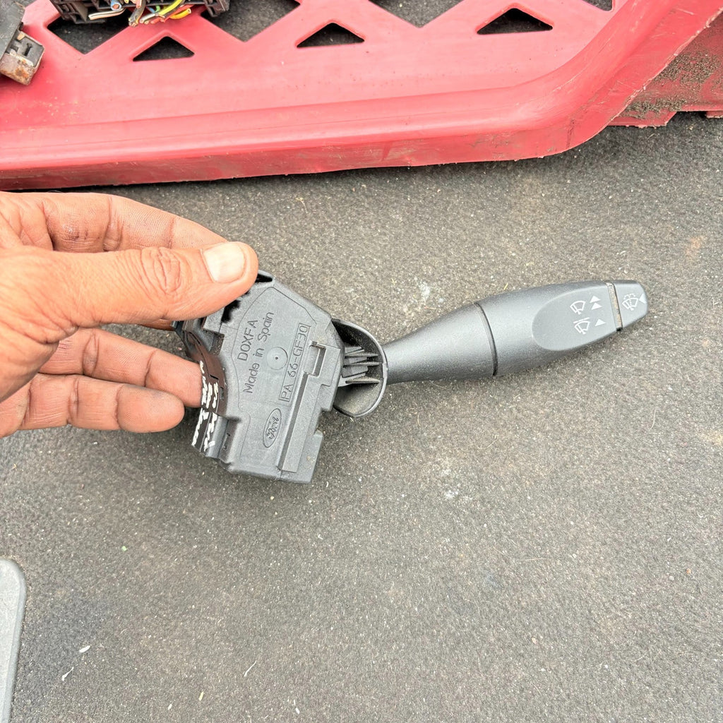 FORD TRANSIT CONNECT 2003 WIPER CONTROL SWITCH STALK PA66-GF30