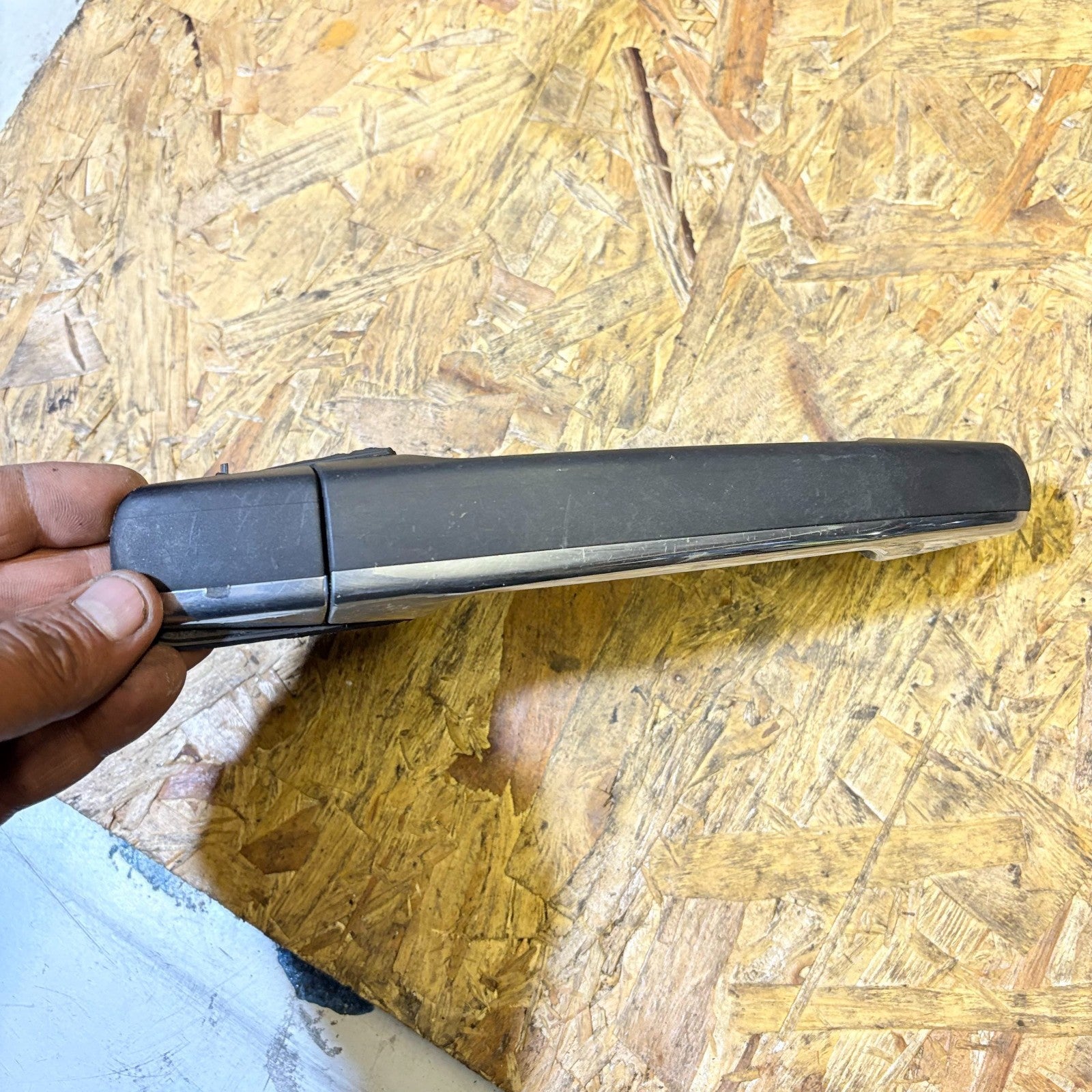 1998-2003 MERCEDES E-CLASS E300 REAR LEFT SIDE EXTERIOR DOOR HANDLE