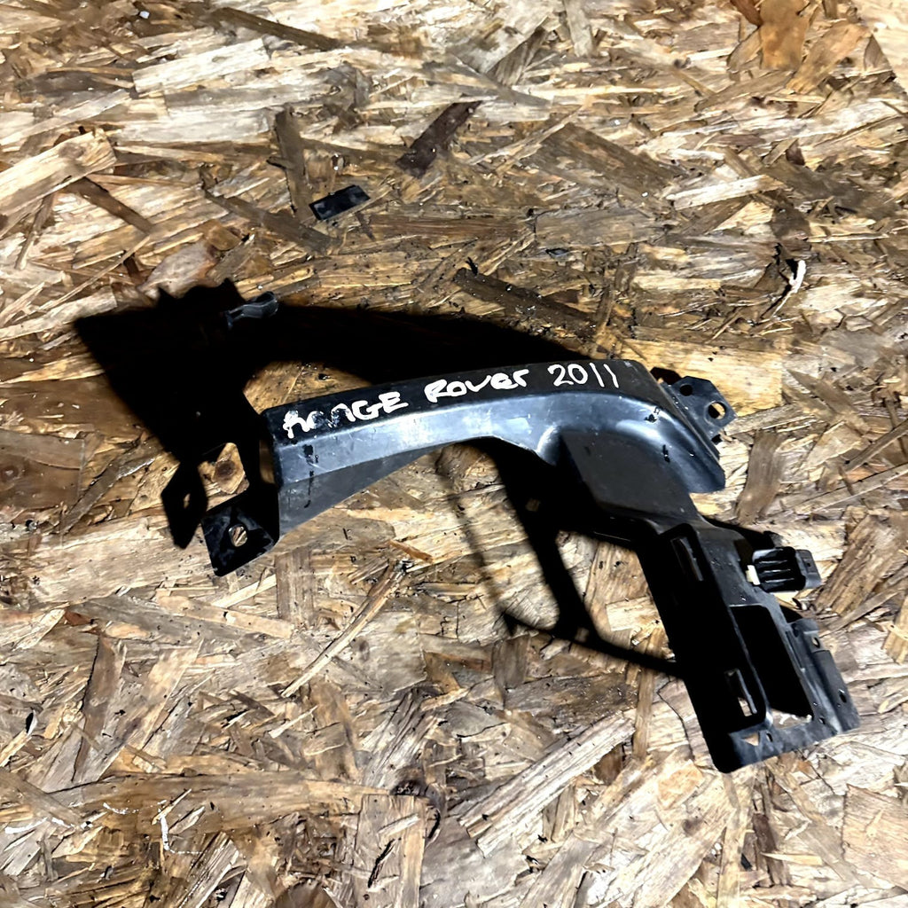 LAND ROVER EVOQUE L538 BUMPER BRACKET DRIVER REAR SIDE BJ32-17E800-A 2011