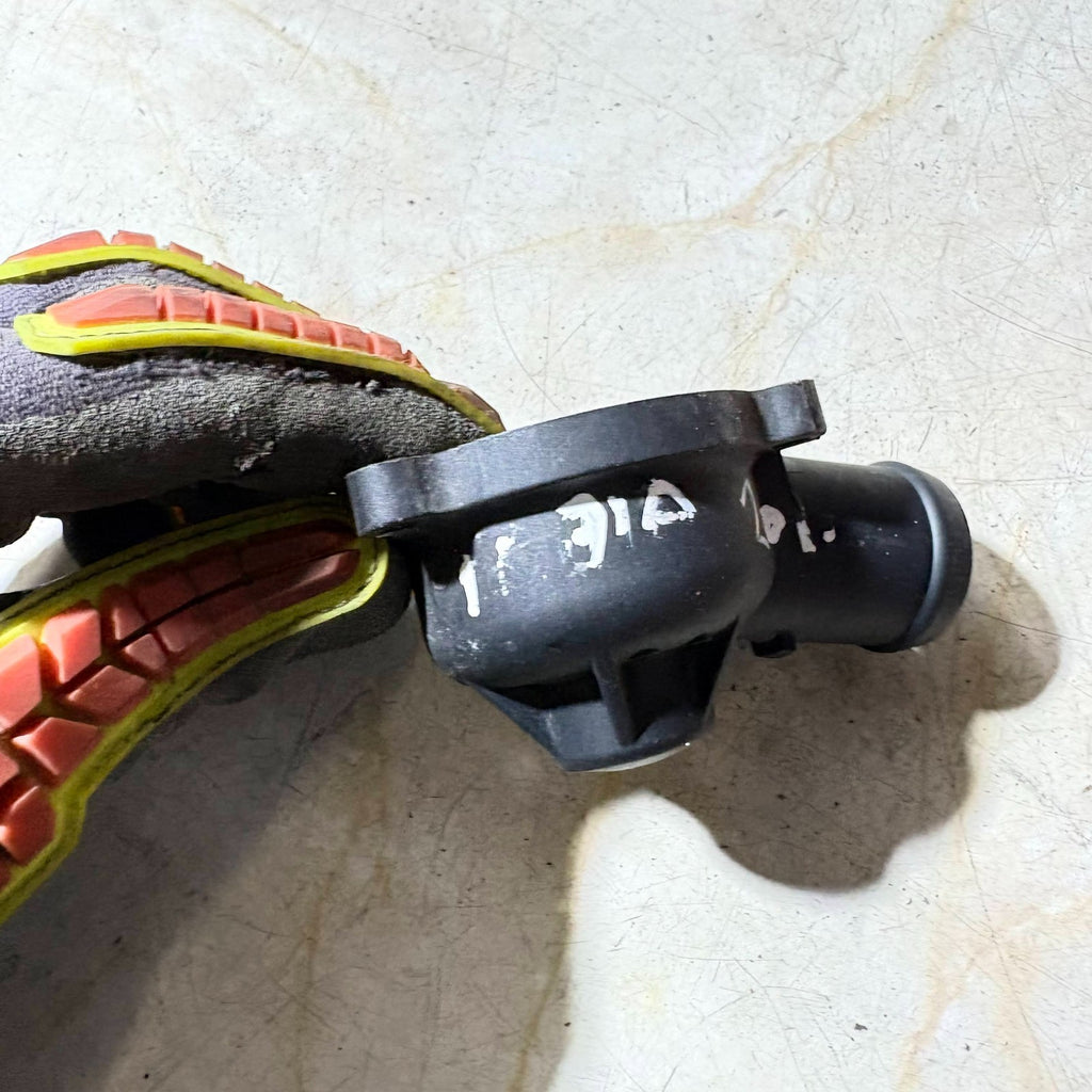 Skoda Fabia 2007-2014 Thermostat Housing Cover 03C121121C 03C121121B