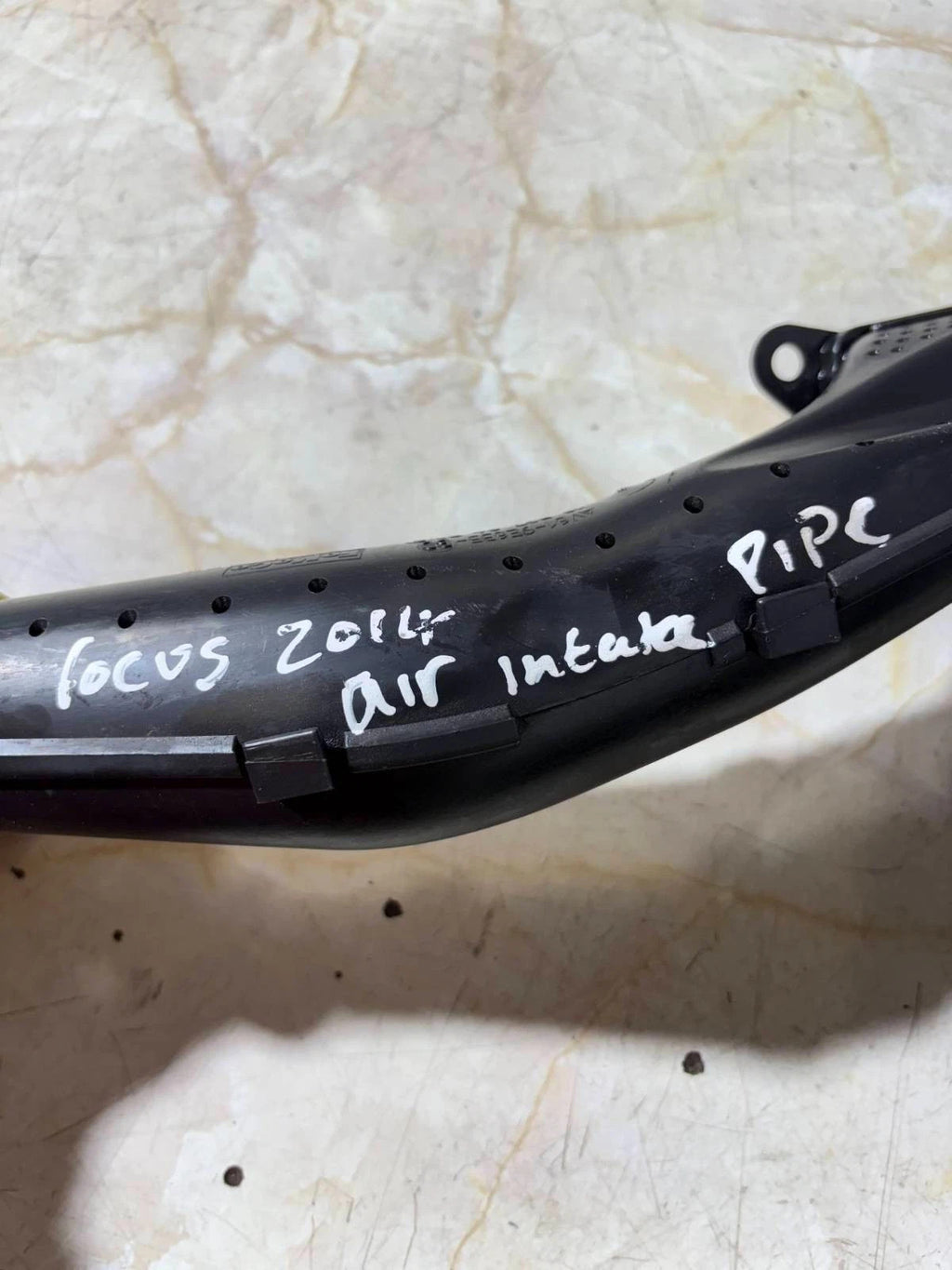 Ford Focus Mk3 2011-2014 Air Intake Inlet Tube Elbow AV61-9E635-BD 1745844