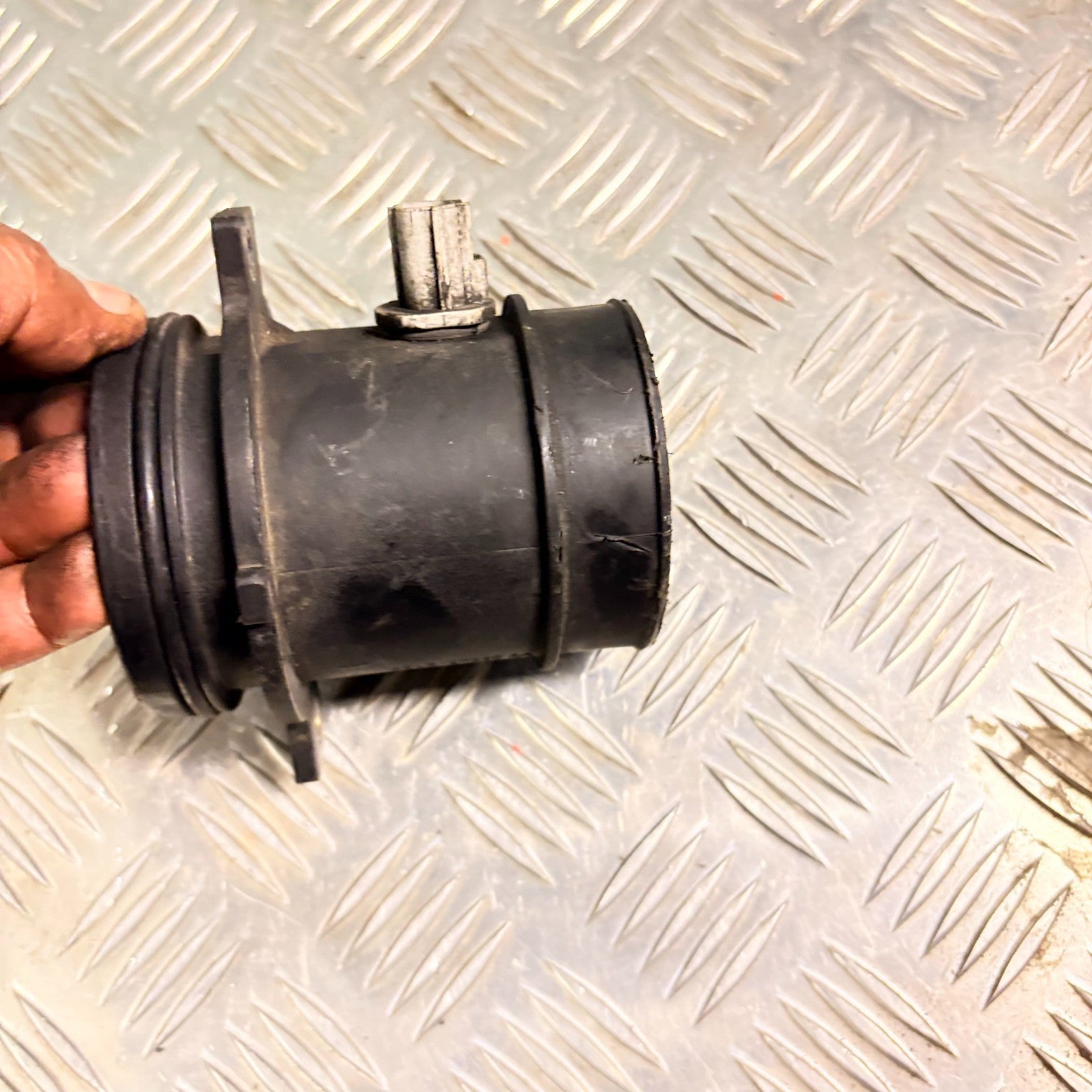 96AB9P965AA FLOWMETER/FOR FORD FOCUS 2003