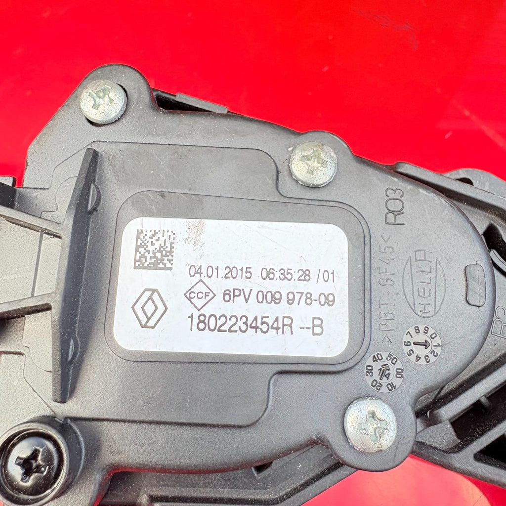 Renault Clio Mk4 2016 0.9 Petrol Accelerator Throttle Pedal/Gas Pedal 180223454r