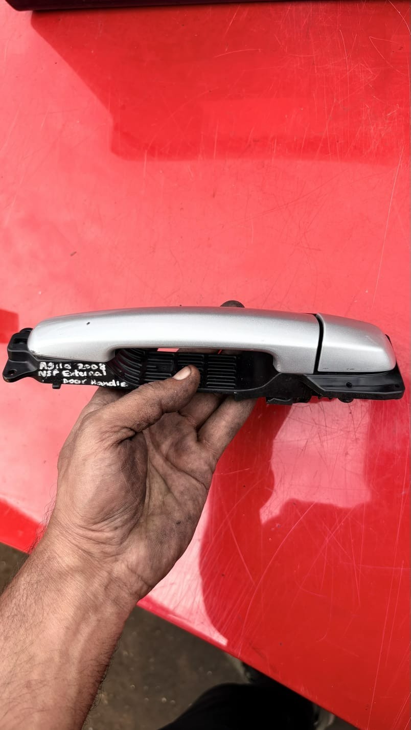 Vauxhall Agila MK2 Front Passenger Door Handle 2008 844115 NSF