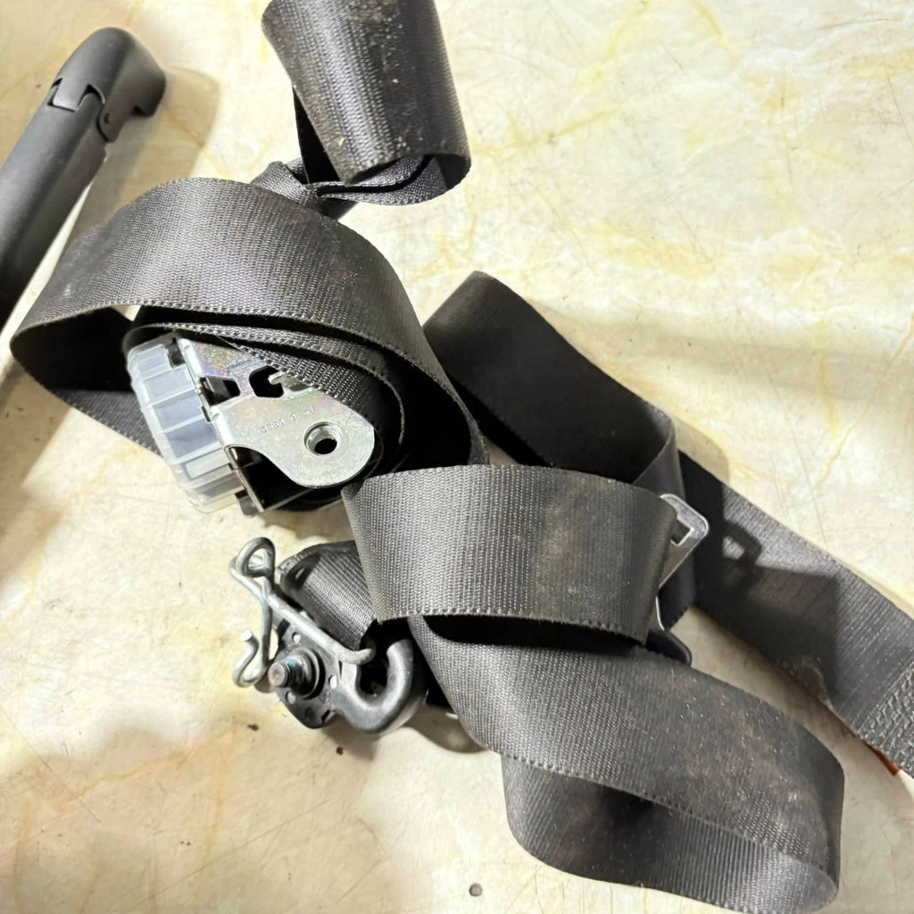 2007 FORD FIESTA MK6 5 DOOR Passenger FRONT LSEAT BELT 2S6AA61295AE