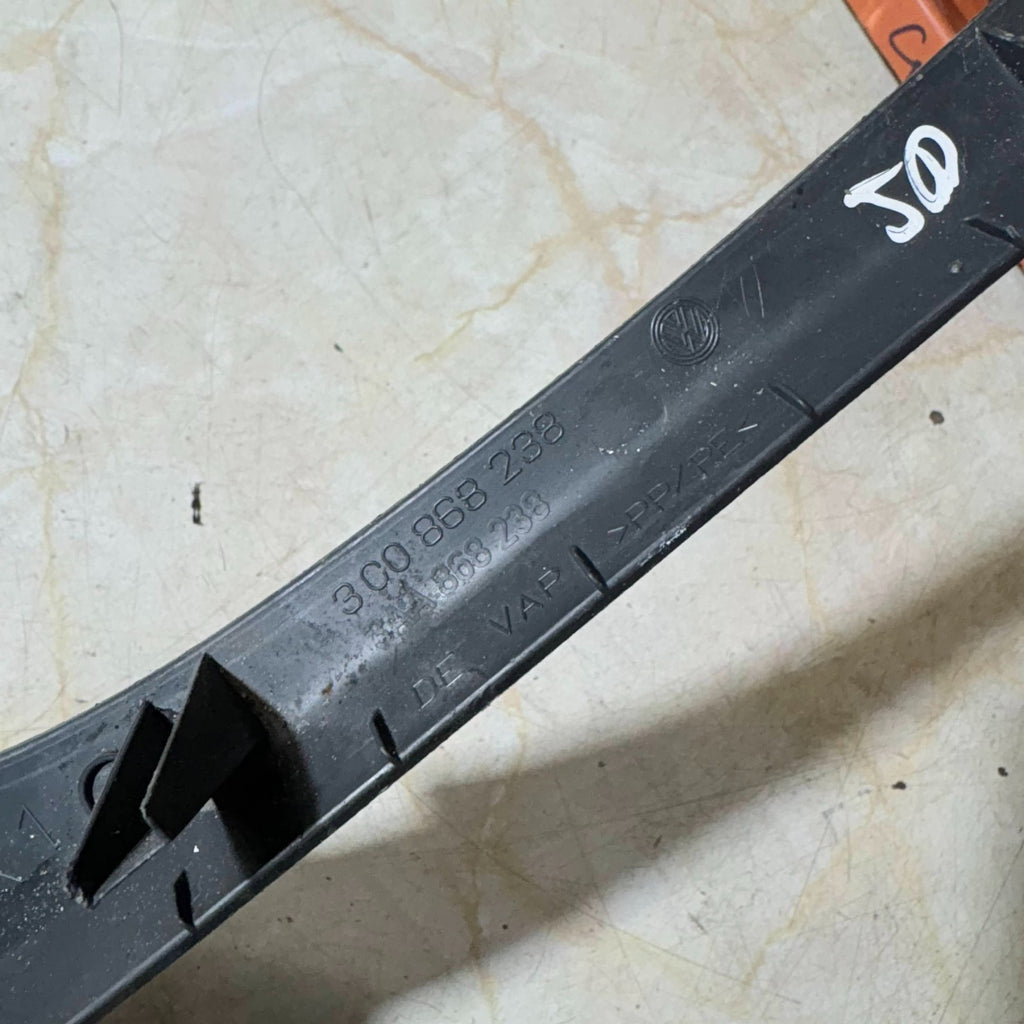VW PASSAT 2005-2010 LOWER A PILLAR COVER DOOR PANEL DRIVERS SIDE 3C0868238