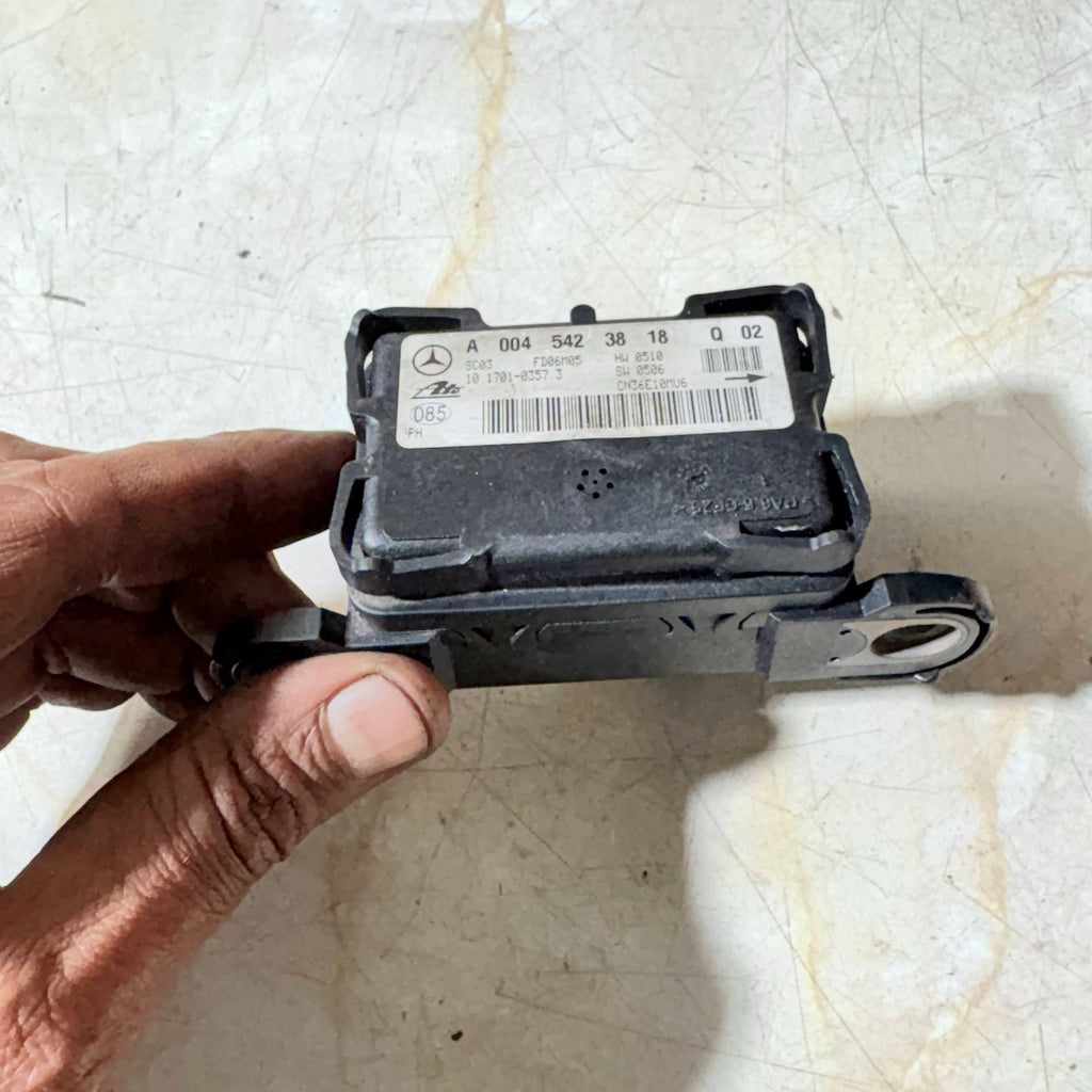 Mercedes-Benz ML320 06-11 Pre-Yaw Sensor A0045423818
