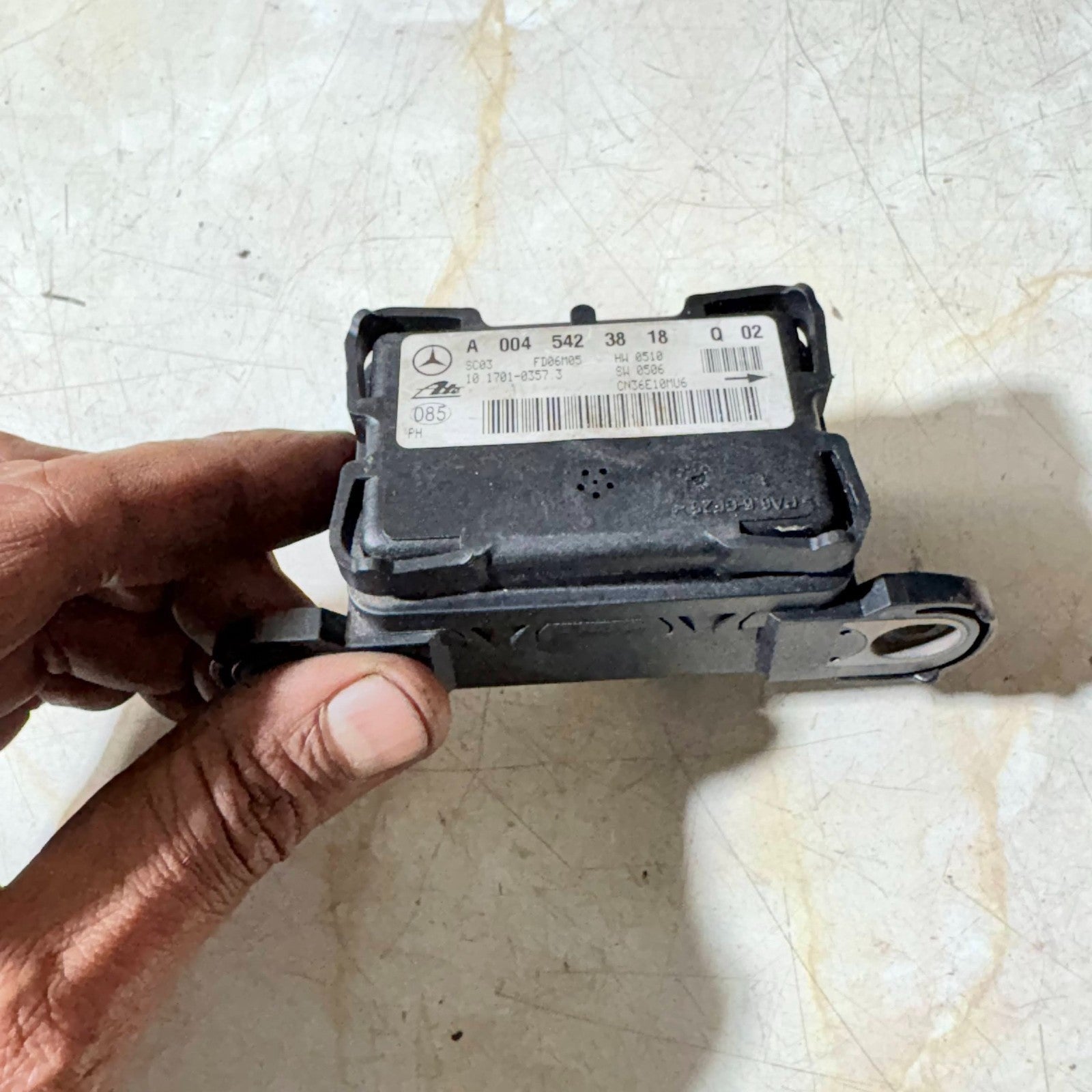 Mercedes-Benz ML320 06-11 Pre-Yaw Sensor A0045423818