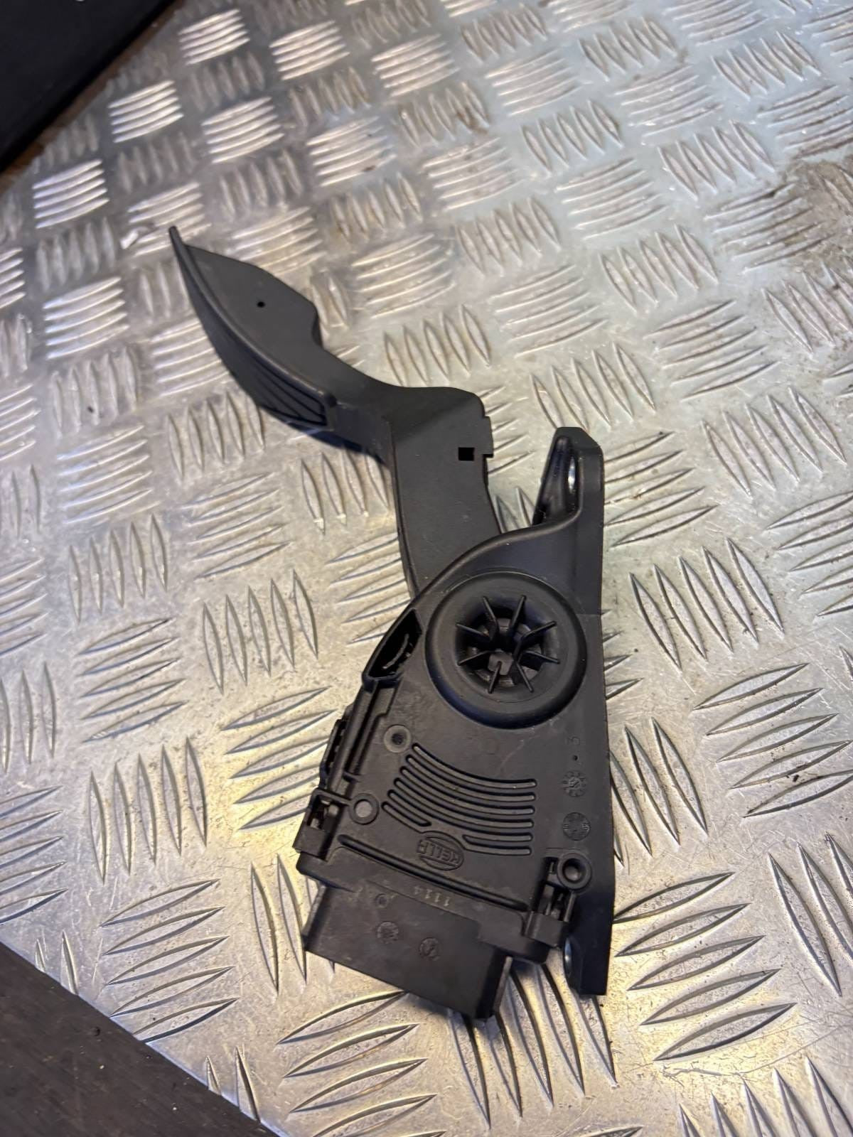Vauxhall Agila B 2008-2014 Accelerator Throttle Pedal 49400-51K01 6PV009074-04