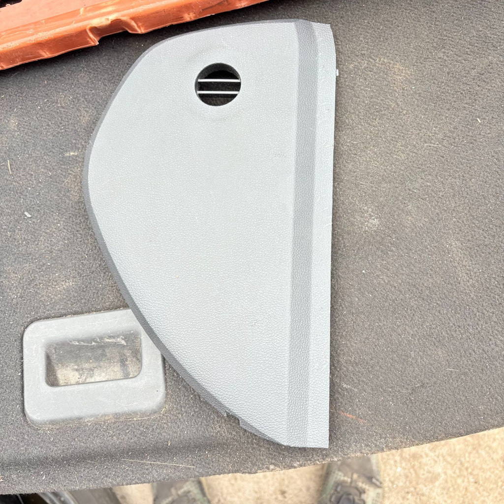 Skoda Octavia 2007 Dashboard End Right O/S Panel Trim Cover