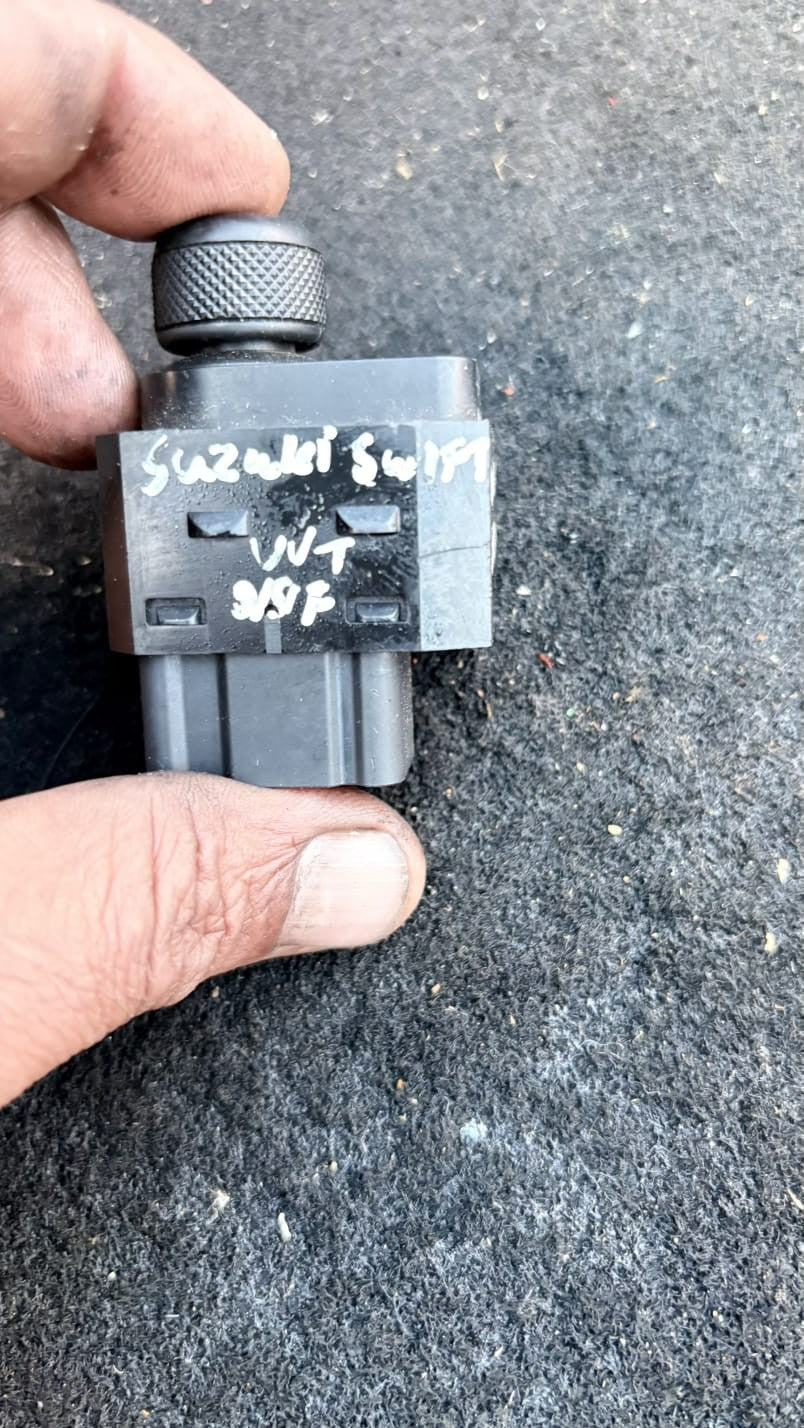 SUZUKI Wing Mirror Switch 62J00 Year Rhd