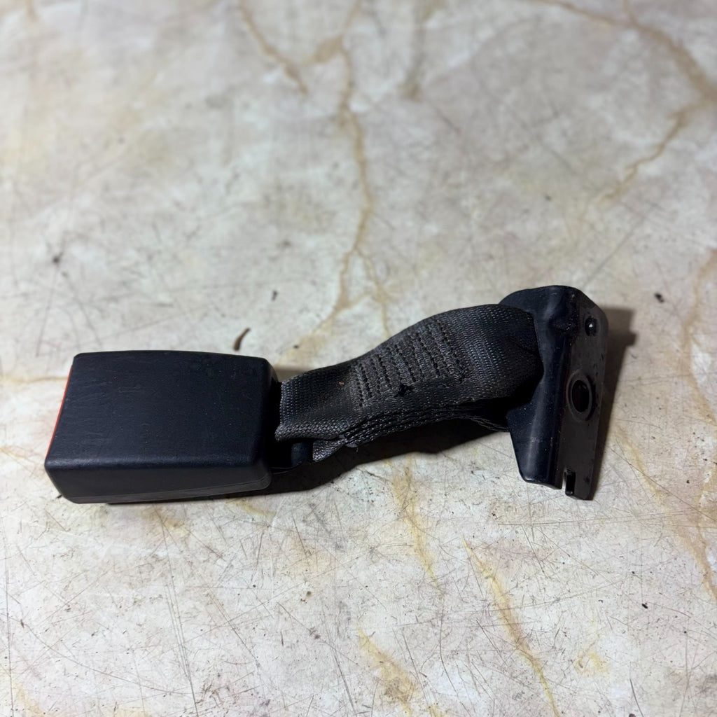 FIAT 500 (07-15) OSR SEAT BELT STALK BUCKLE-DRIVER RIGHT REAR 34045524