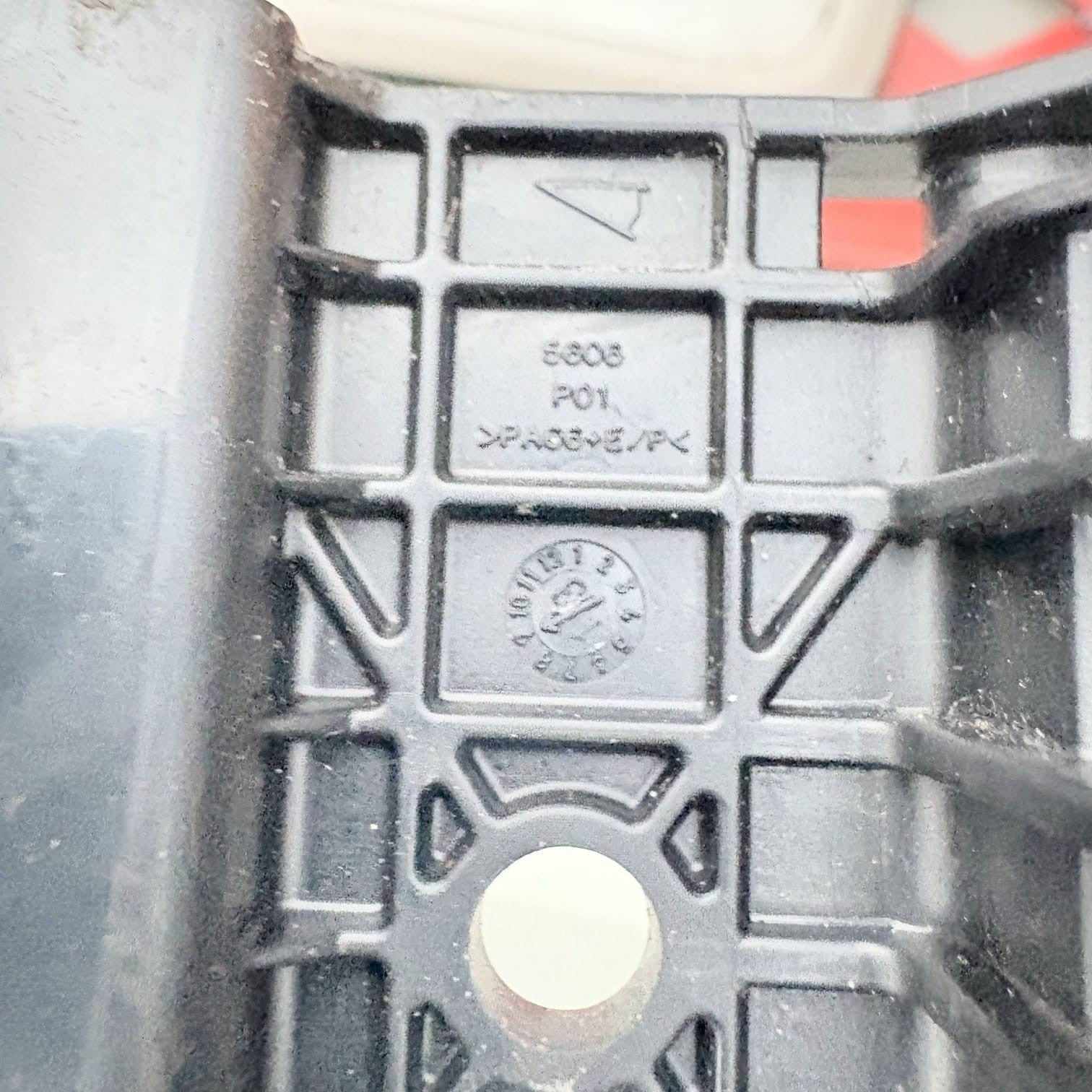 Peugeot 107 Aygo C1 P01-1 Relay Connector 5605 Relays 5606P01 2005-2014