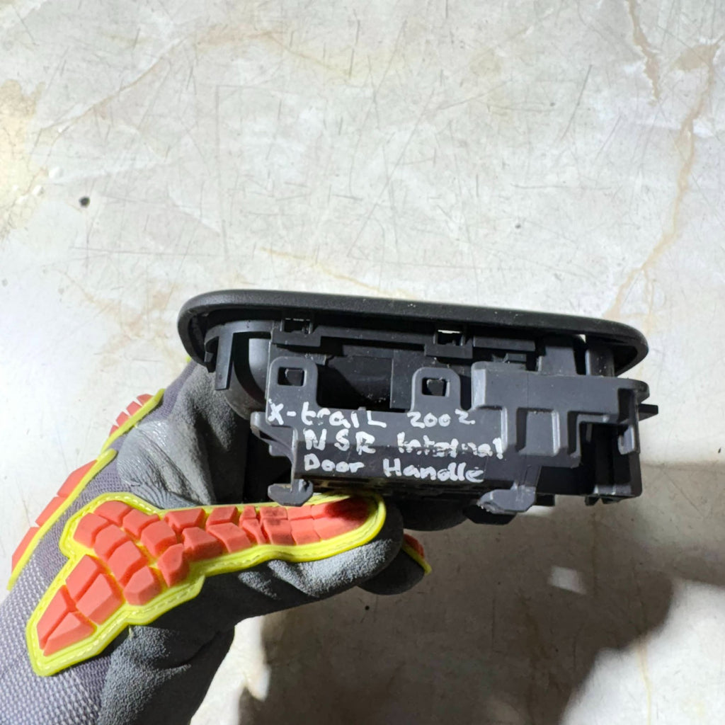 Left Rear Passenger Side Inner Door Handle for NISSAN X-TRAIL 2002