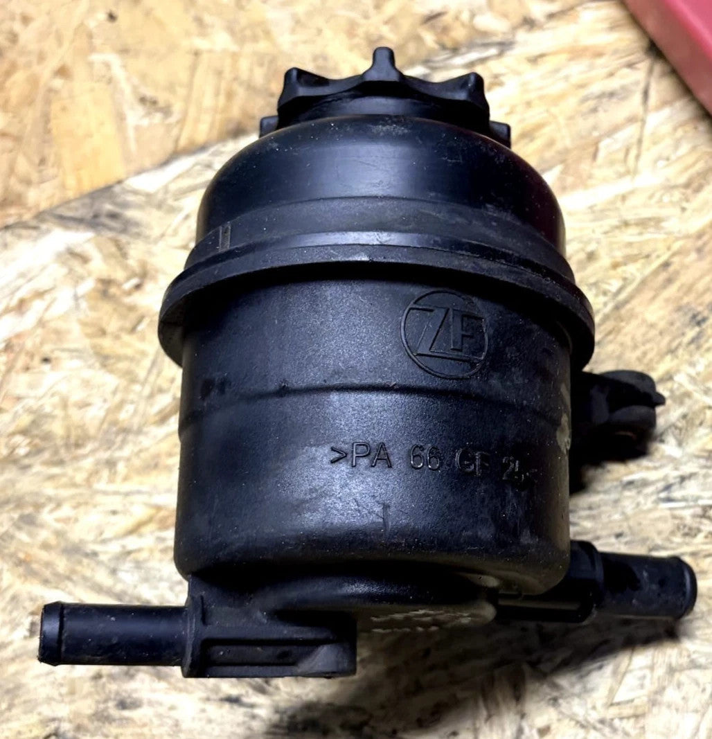 Jaguar X-Type Power Steering Reservoir and Cap C2S34667 ZUJ7038 2002-2008