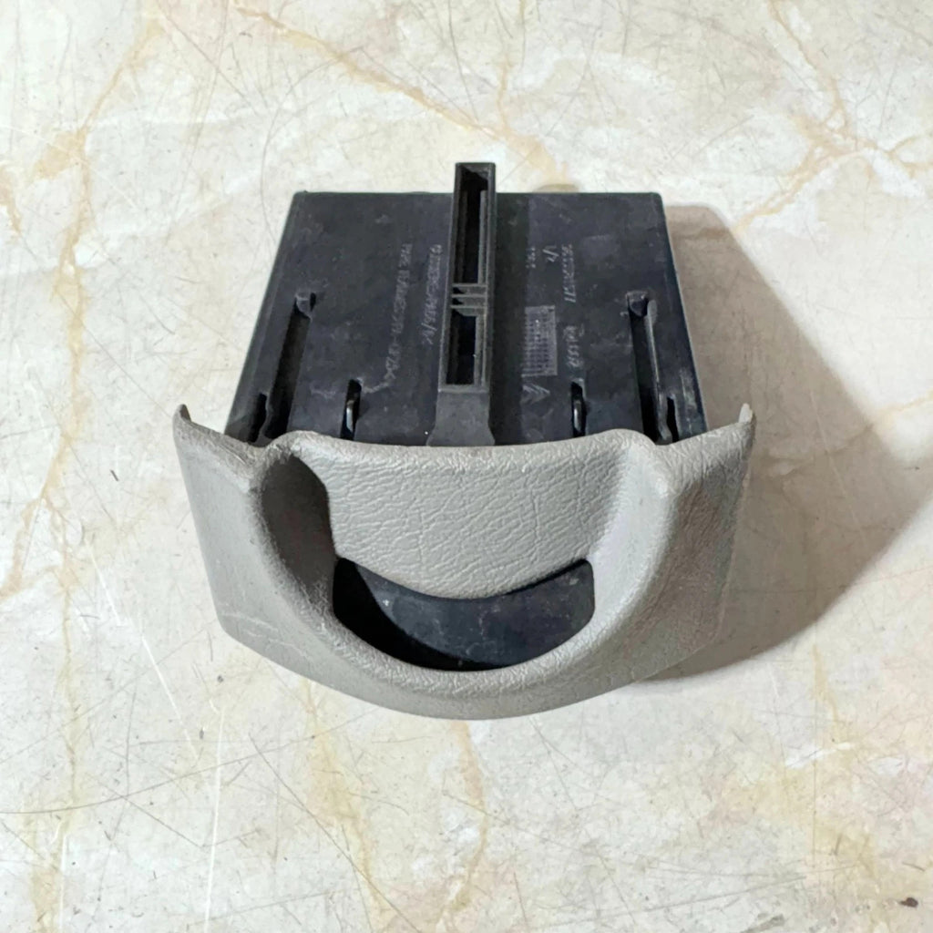 Citroen Xsara Picasso N68 Front Centre Console Ashtray 2000-2003 9635581577