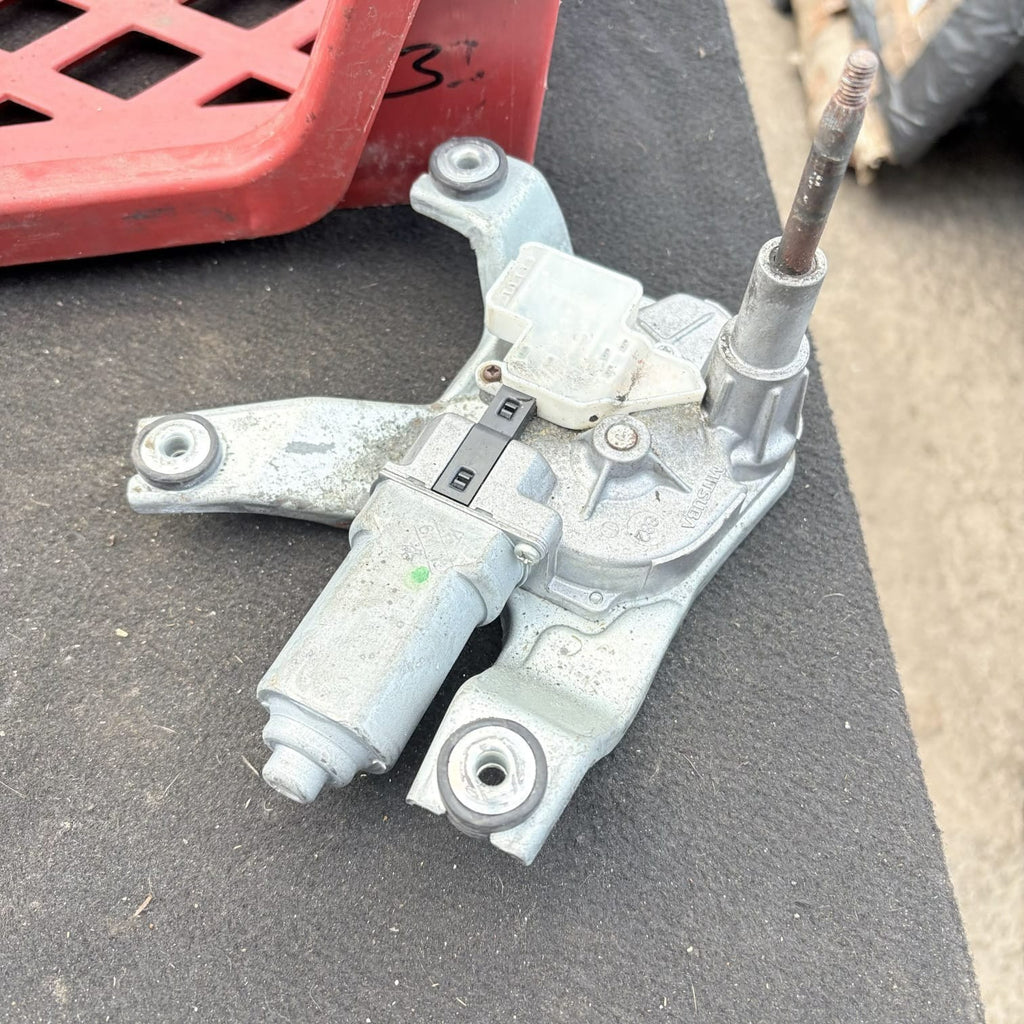 DODGE CALIBER 2006 REAR WINDSCREEN WINDOW WIPER MOTOR 05116146AC 50831