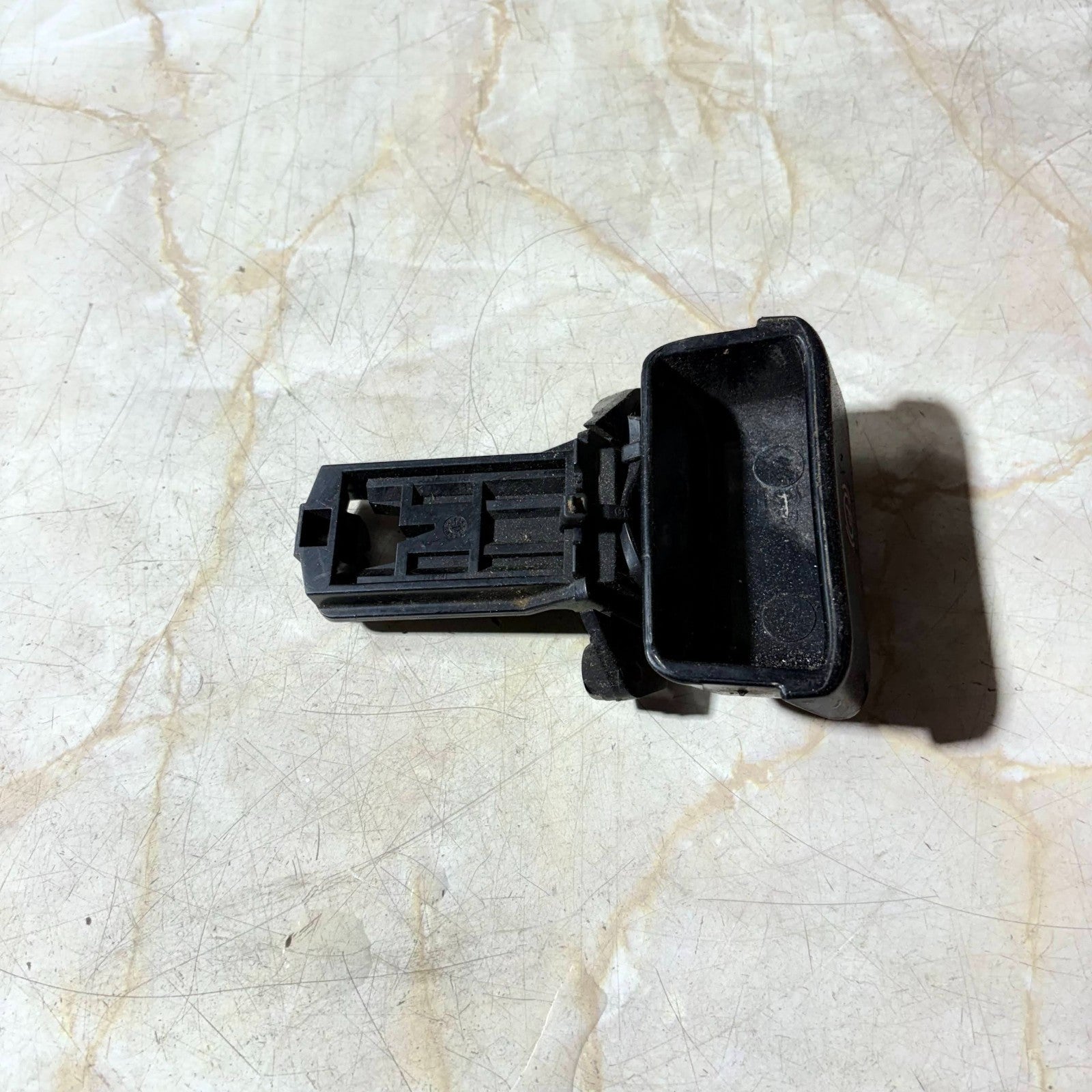 Mercedes C-Class E-Class CLS GLK Parking Brake Release Handle A2044270020 08-18