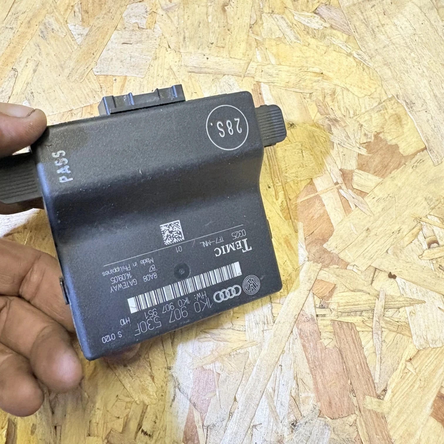 Audi A3 8P Gateway Control Module ECU 1K0907951 1K0907530F