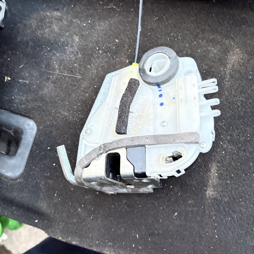 Toyota Prius Mk3 11/2012-11/2015 Rear Left Door Lock Latch Actuator 69060-47090