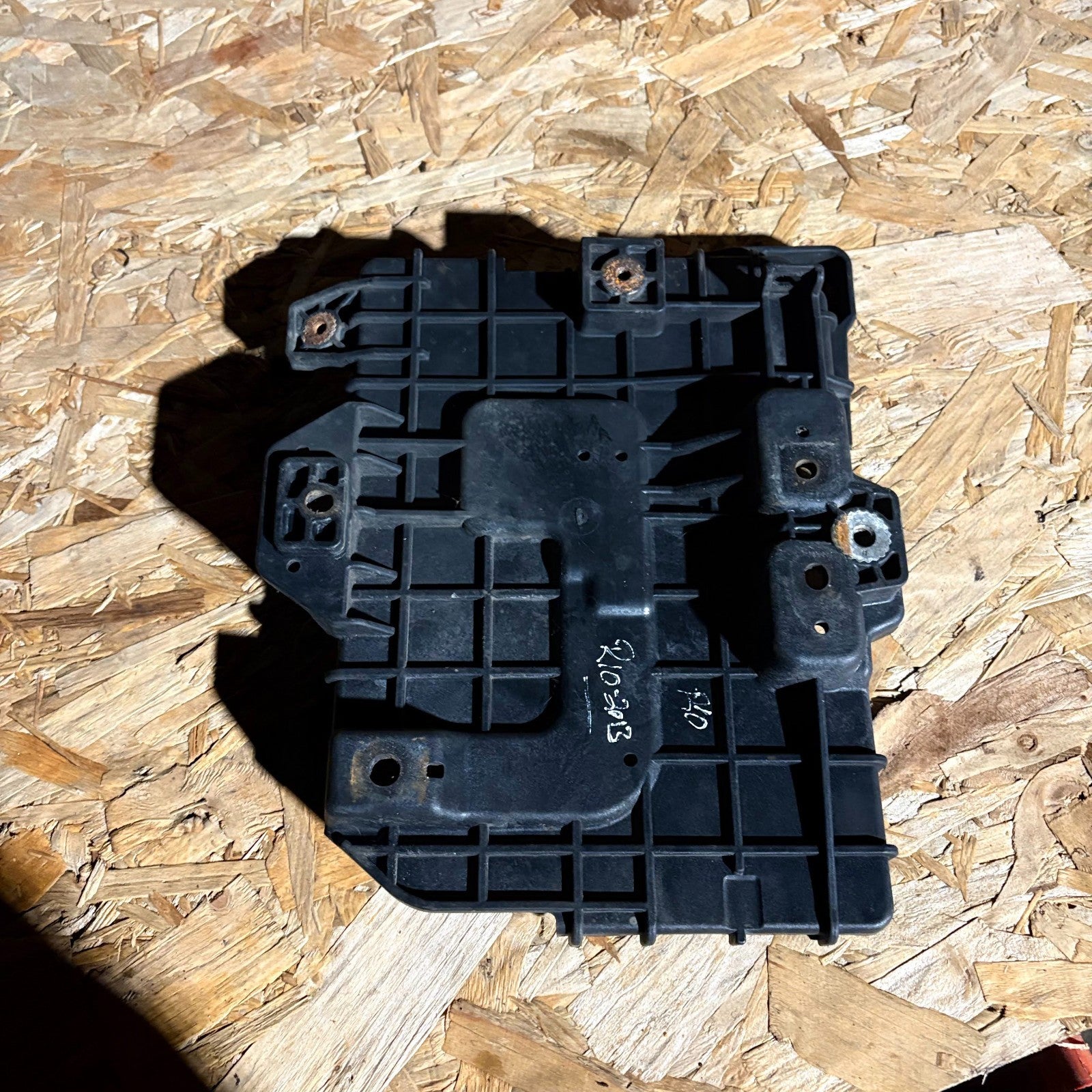 Kia Rio Mk3 UB 2012-2015 Engine Bay Battery Tray Holder 37150-1W000 1.2 Petrol