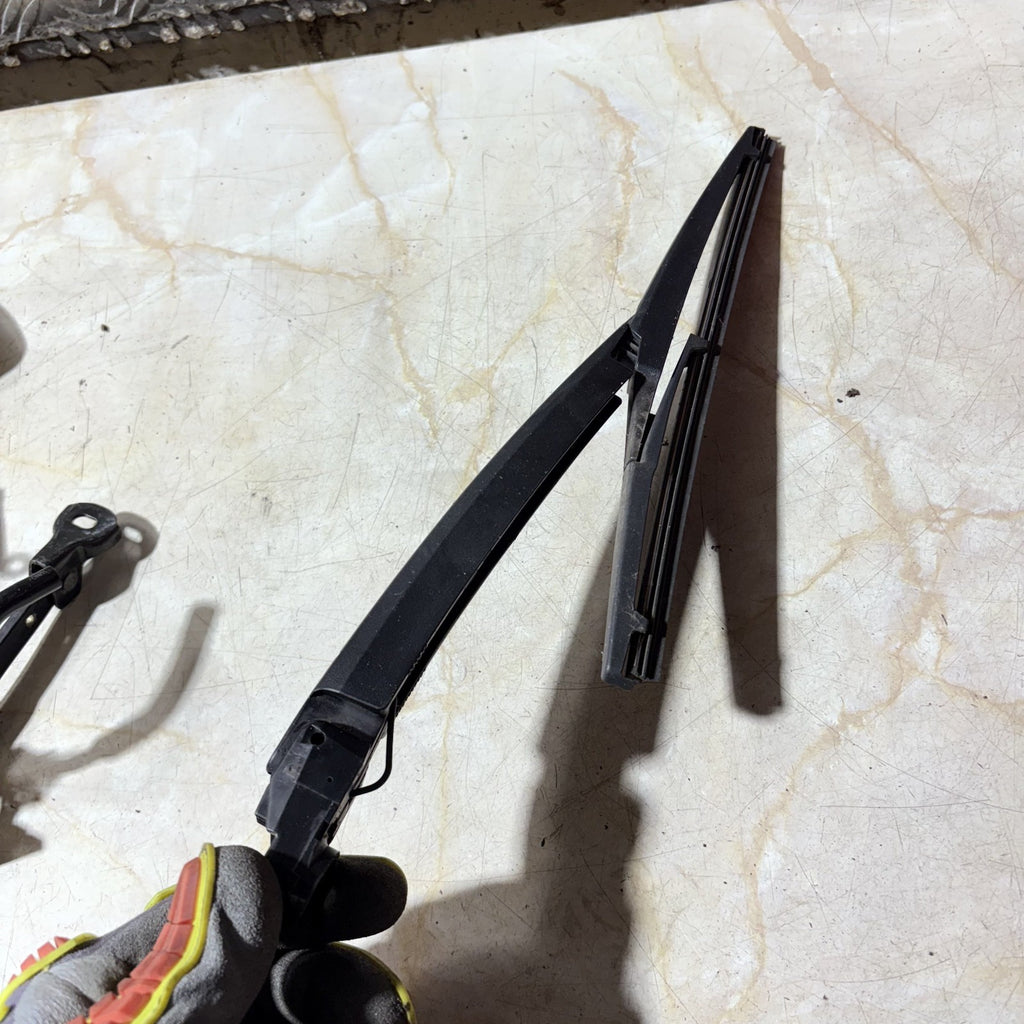 Toyota Corolla E12 3/5 Door Hatchback Rear Wiper Arm Blade 2002-2007