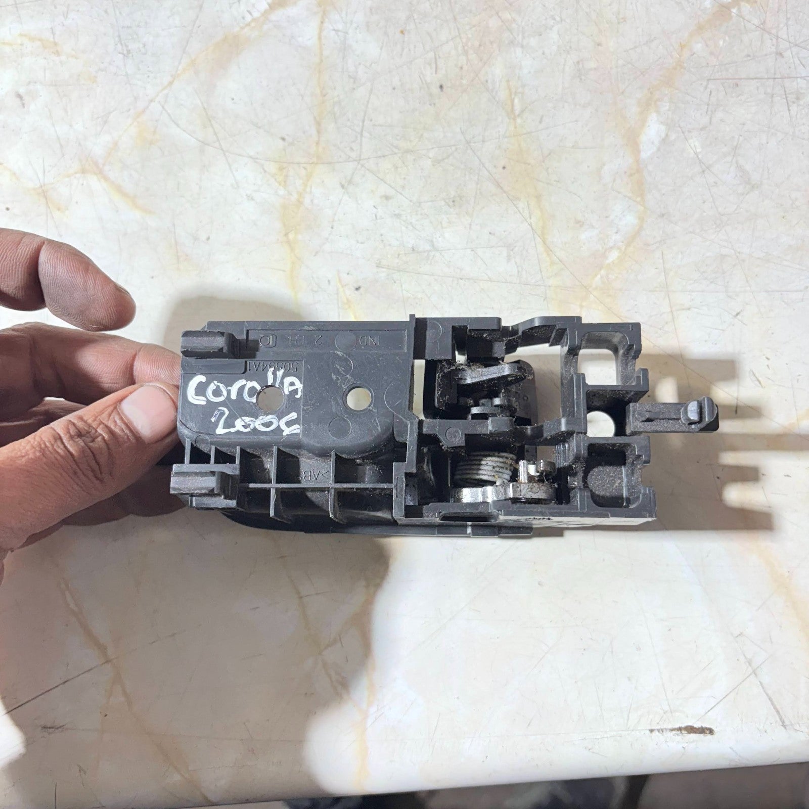 Toyota Corolla 2006 Interior Door Handle Rear Left Passenger Side 50594A1