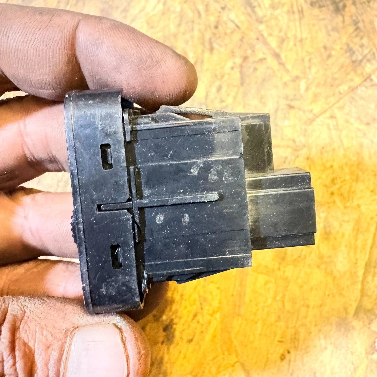 HONDA CR-V FR-V JAZZ HEADLIGHT HEIGHT BEAM RANGE DIMMER SWITCH LENS M20010HJSS5A