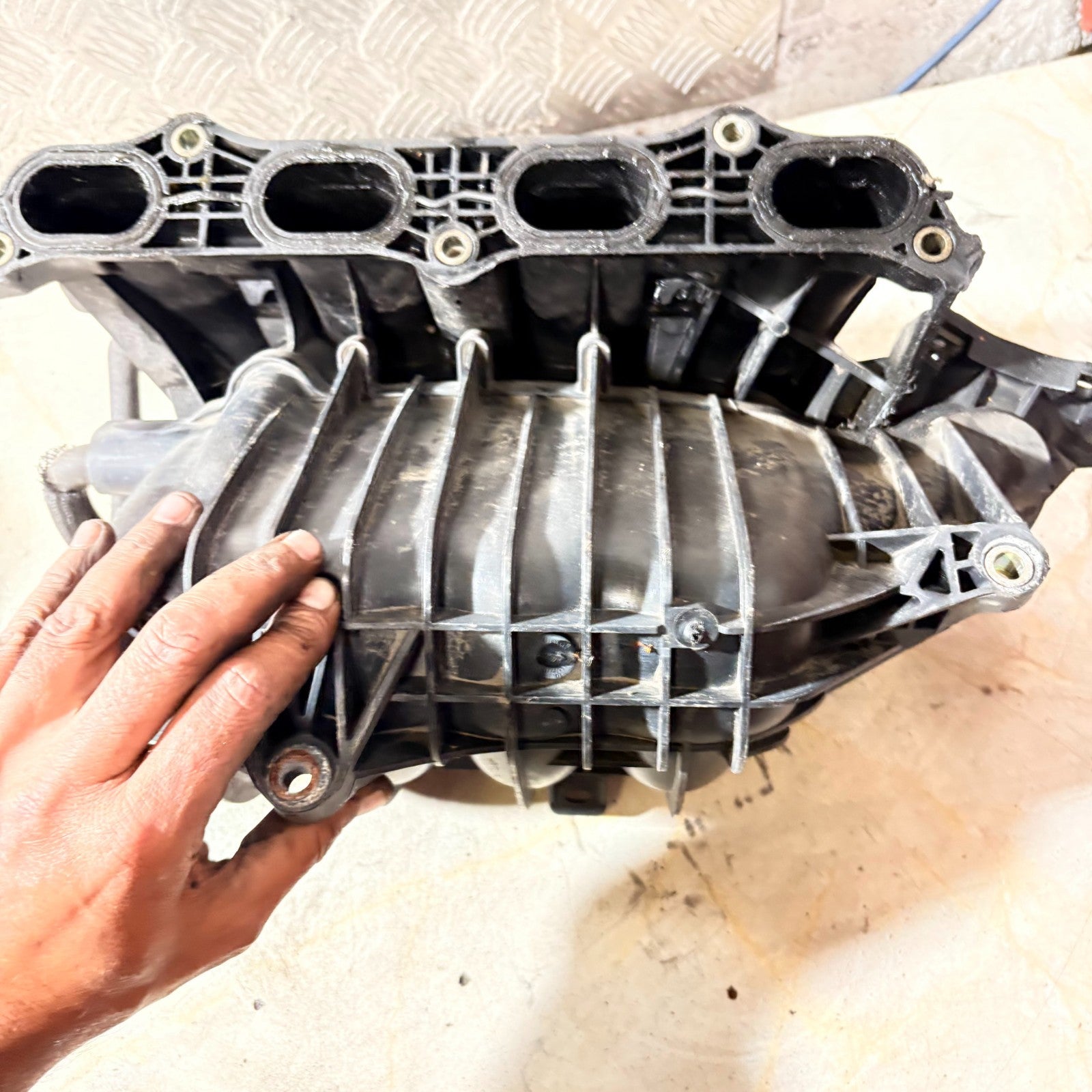 Toyota RAV4 Mk2 XA20 2.0 VVT-i 1AZ-FE Intake/Inlet Manifold 2000-2005