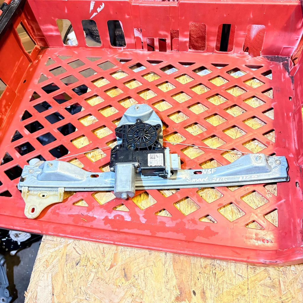 Smart Forfour 453 2014-2021 Front Left Window Regulator Motor A4537205100