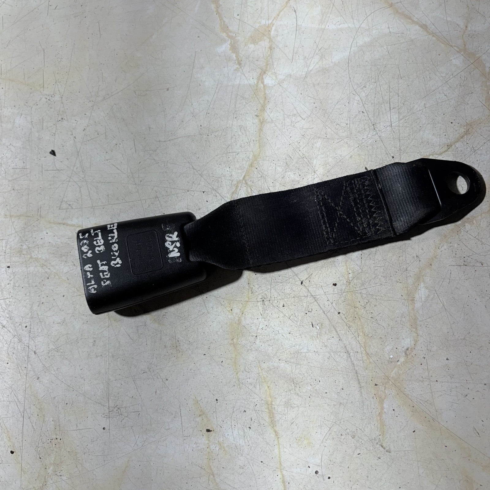 2005 ALFA ROMEO SEAT BELT BUCKLE REAR LEFT PASSENGER SIDE 1004436J93