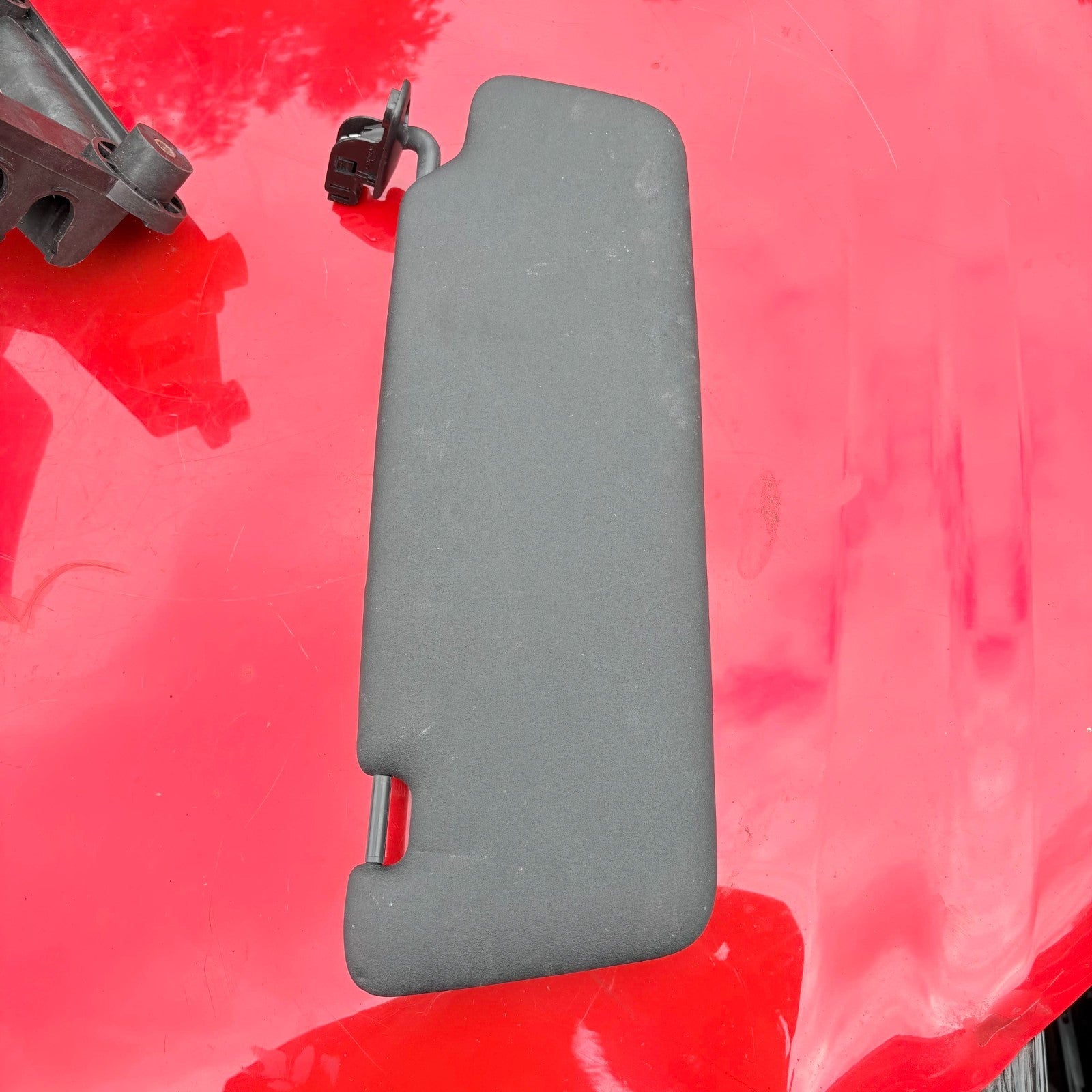 AUDI A3 8P PASSENGER SIDE FRONT LEFT SUN VISOR GREY 2003-2012 N/S 8P0857551