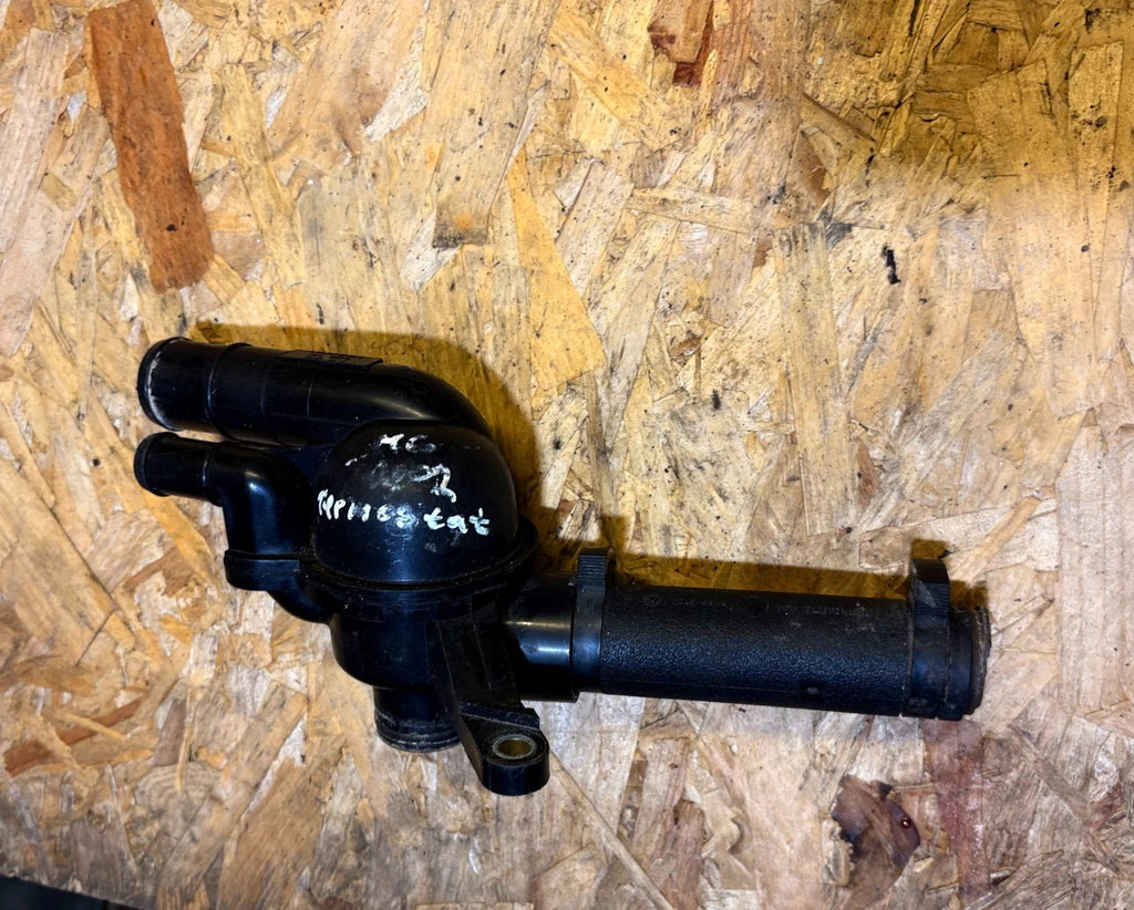 MG ROVER 25 45 ZR ZS 2001-2005 Engine Coolant Thermostat Housing PEN100510